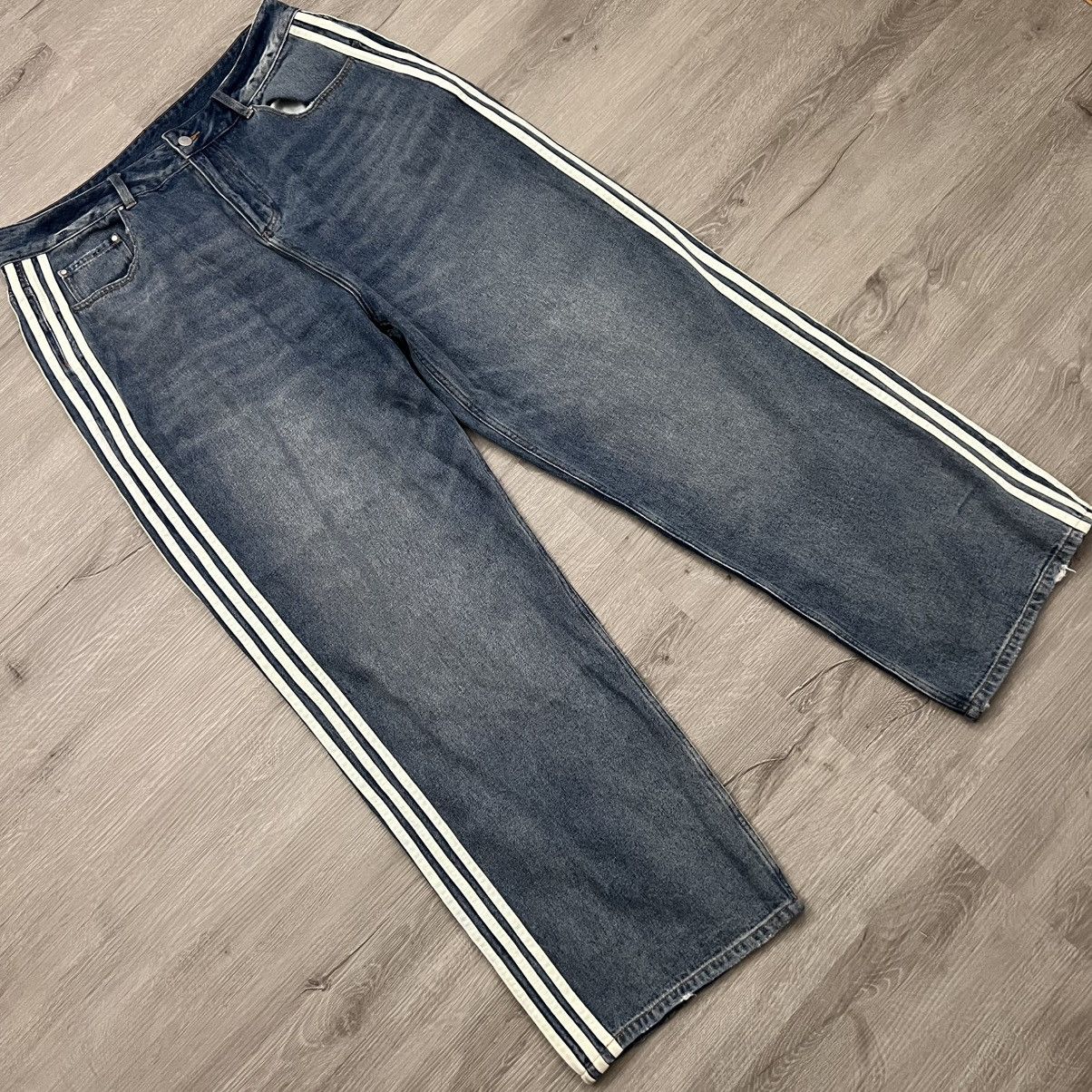 GV Gallery Raspberry Hills Glenci Striped Denim