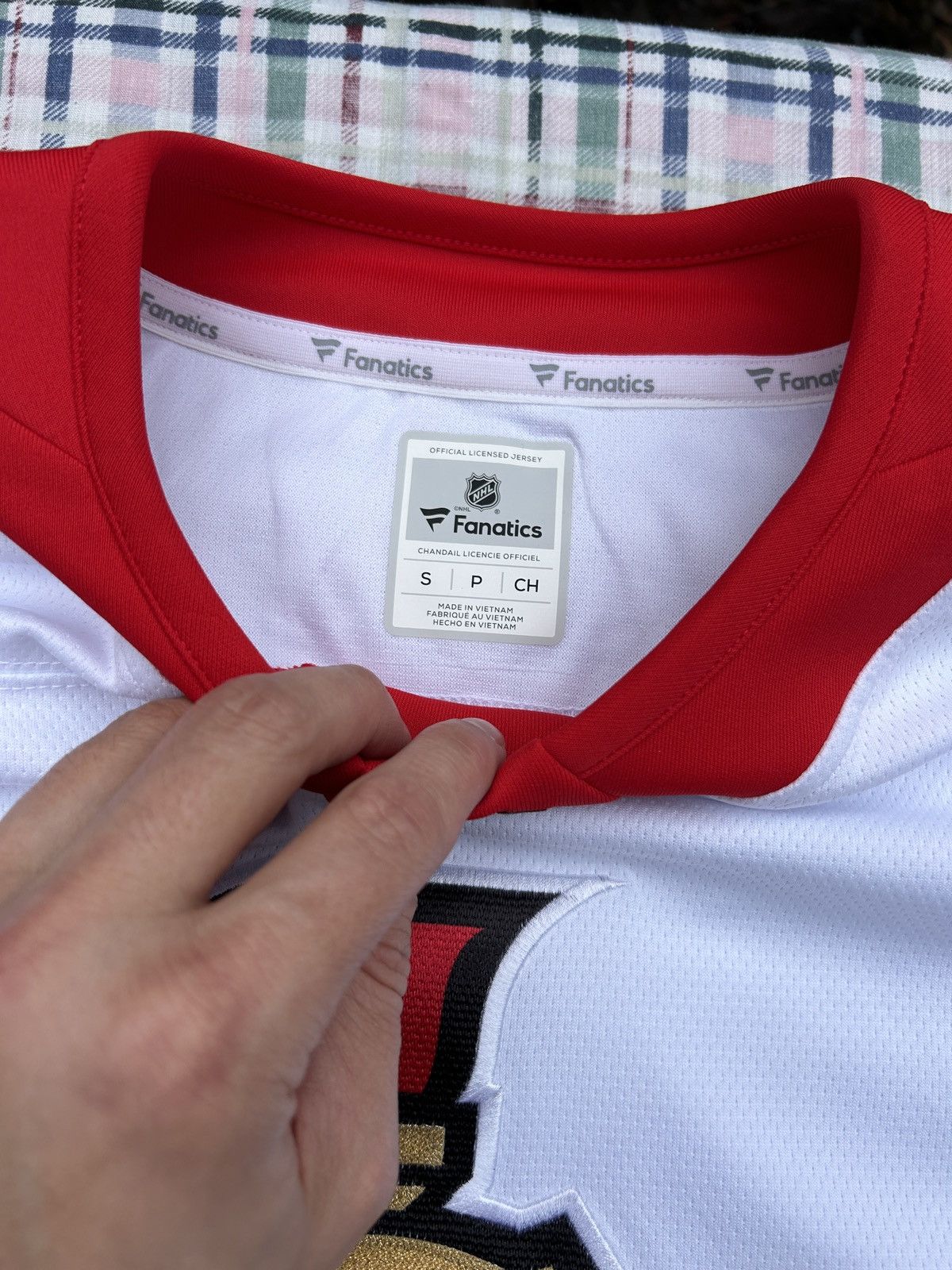 NHL Brand New Fanatics Ottawa Senators NHL Jersey Size US S / EU 44-46 / 1 - 3 Thumbnail