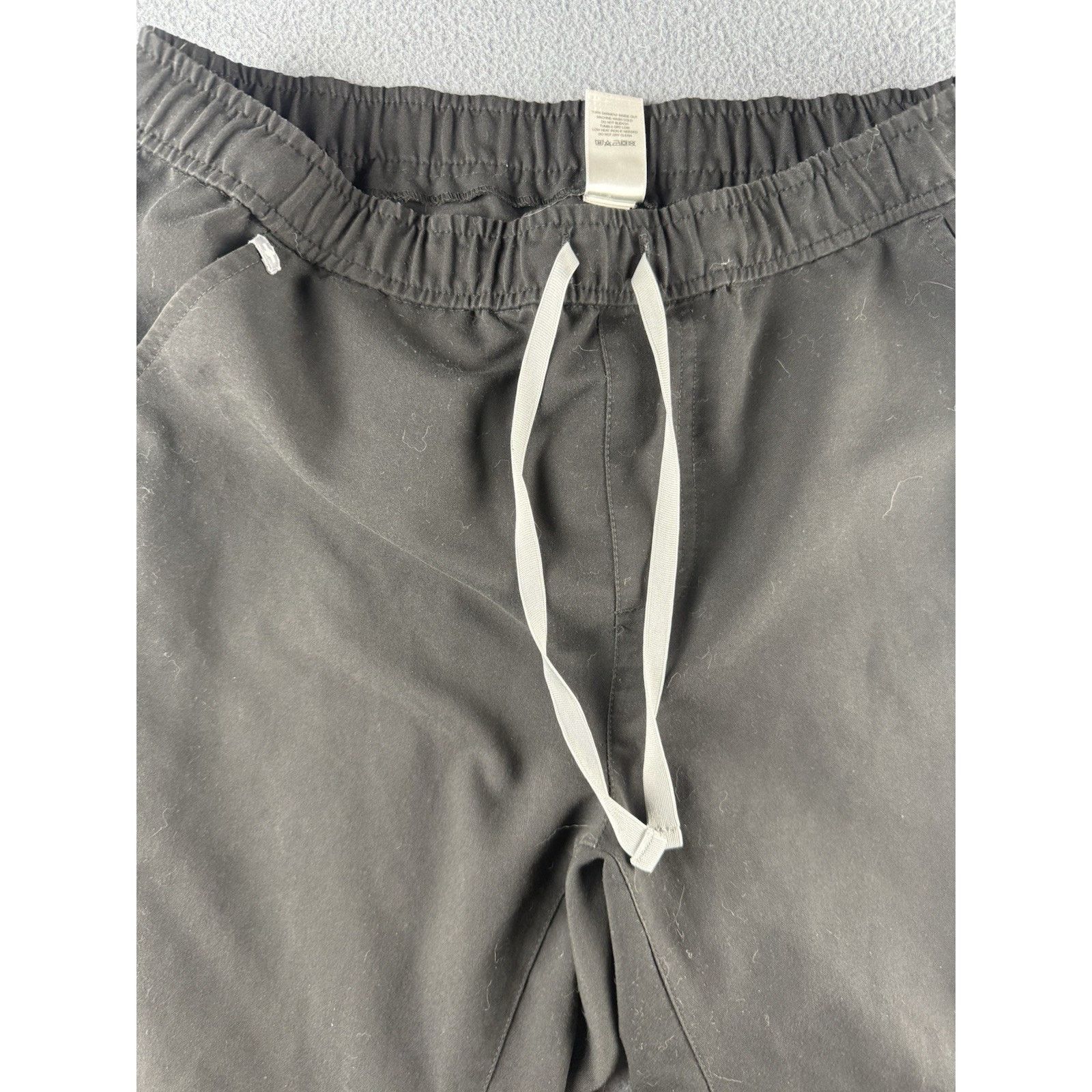 Other FIGS Tansen Jogger Scrub Pants Men's L Black Drawstring Size 34" / US 12 / IT 48 - 2 Thumbnail