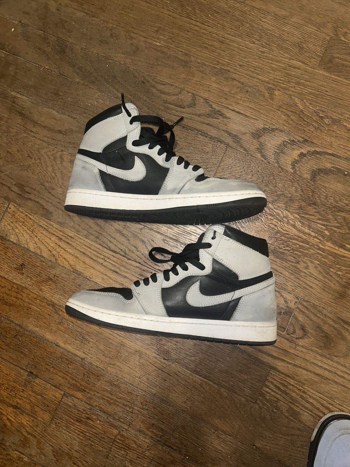 Jordan Brand Jordan 1 Mens 9.5 Size US 9.5 / EU 42-43 - 1 Thumbnail