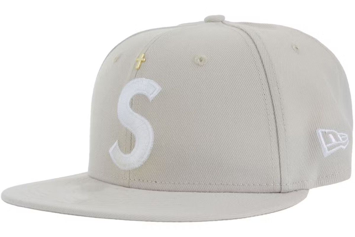 Streetwear × Supreme Supreme Gold Cross S Logo New Era Fitted Hat 