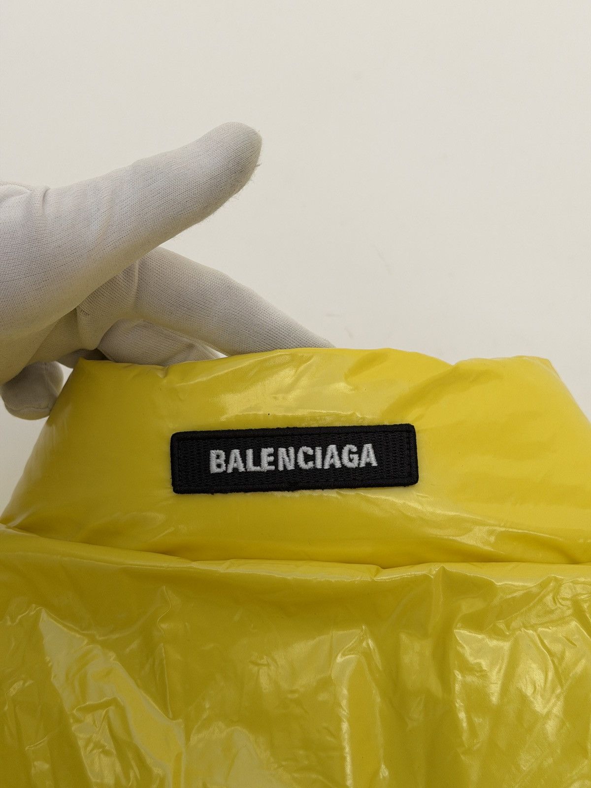 Balenciaga Balenciaga Shrunk Puffer Jacket Yellow Size US L / EU 52-54 / 3 - 5 Thumbnail