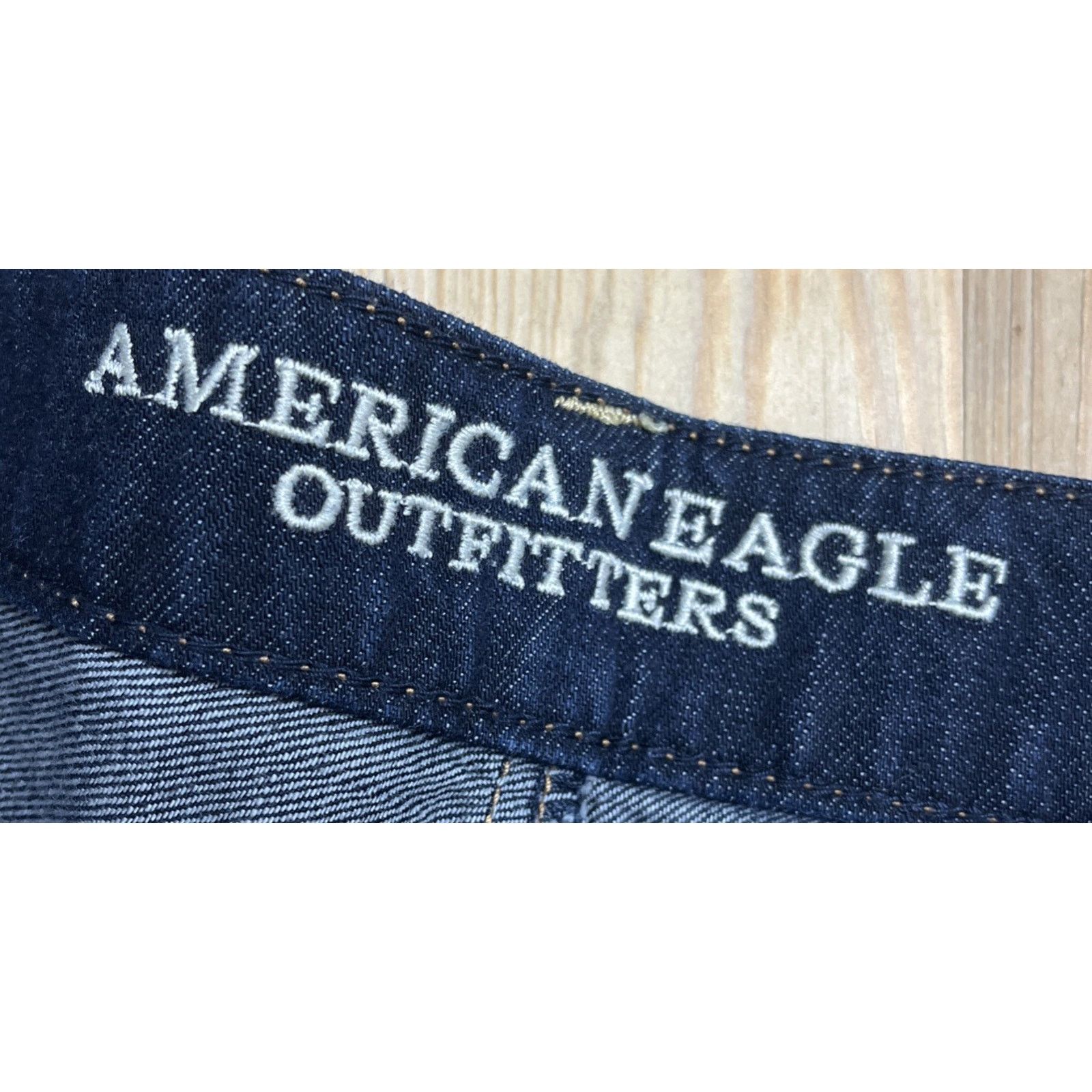 American Eagle Outfitters AE AMERICAN EAGLE MIDI STRETCH WOMENS JEAN SHORTS SIZE 6 Size 28" / US 6 / IT 42 - 3 Thumbnail