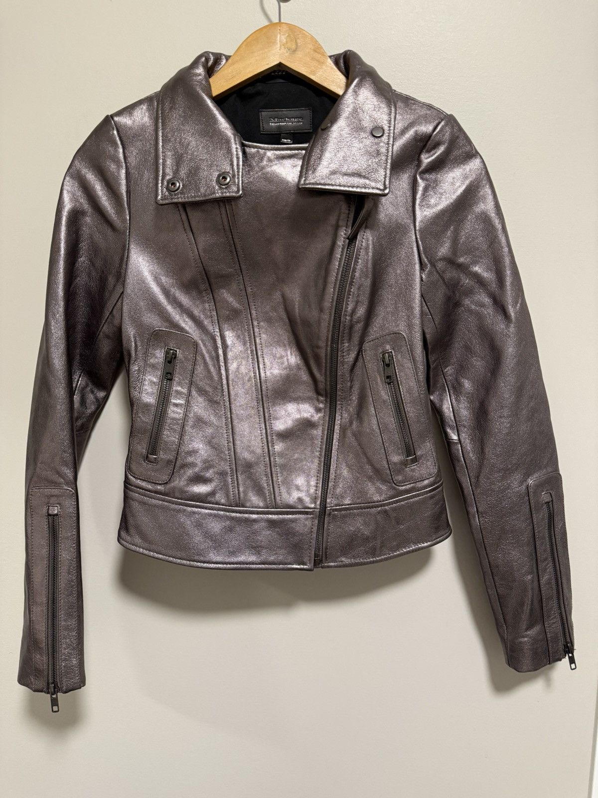 Mackage Mackage x Aritzia Metallic Lambskin Leather Moto Jacket XXS Size XXS / US 00 / IT 34 - 2 Thumbnail