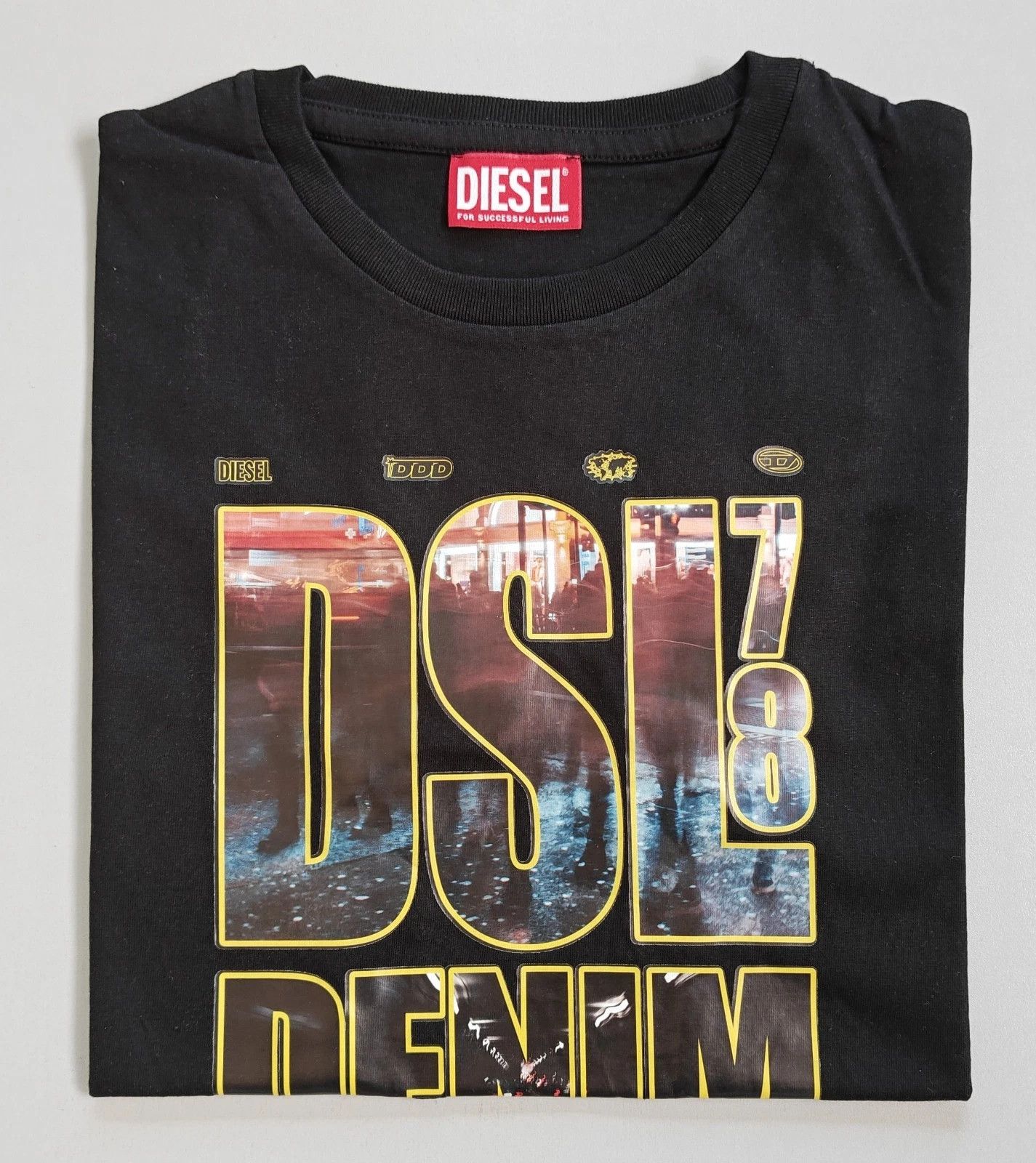 Diesel DIESEL Black T-shirt with DSL 78 Denim print T 4168 Size US S / EU 44-46 / 1 - 1 Thumbnail