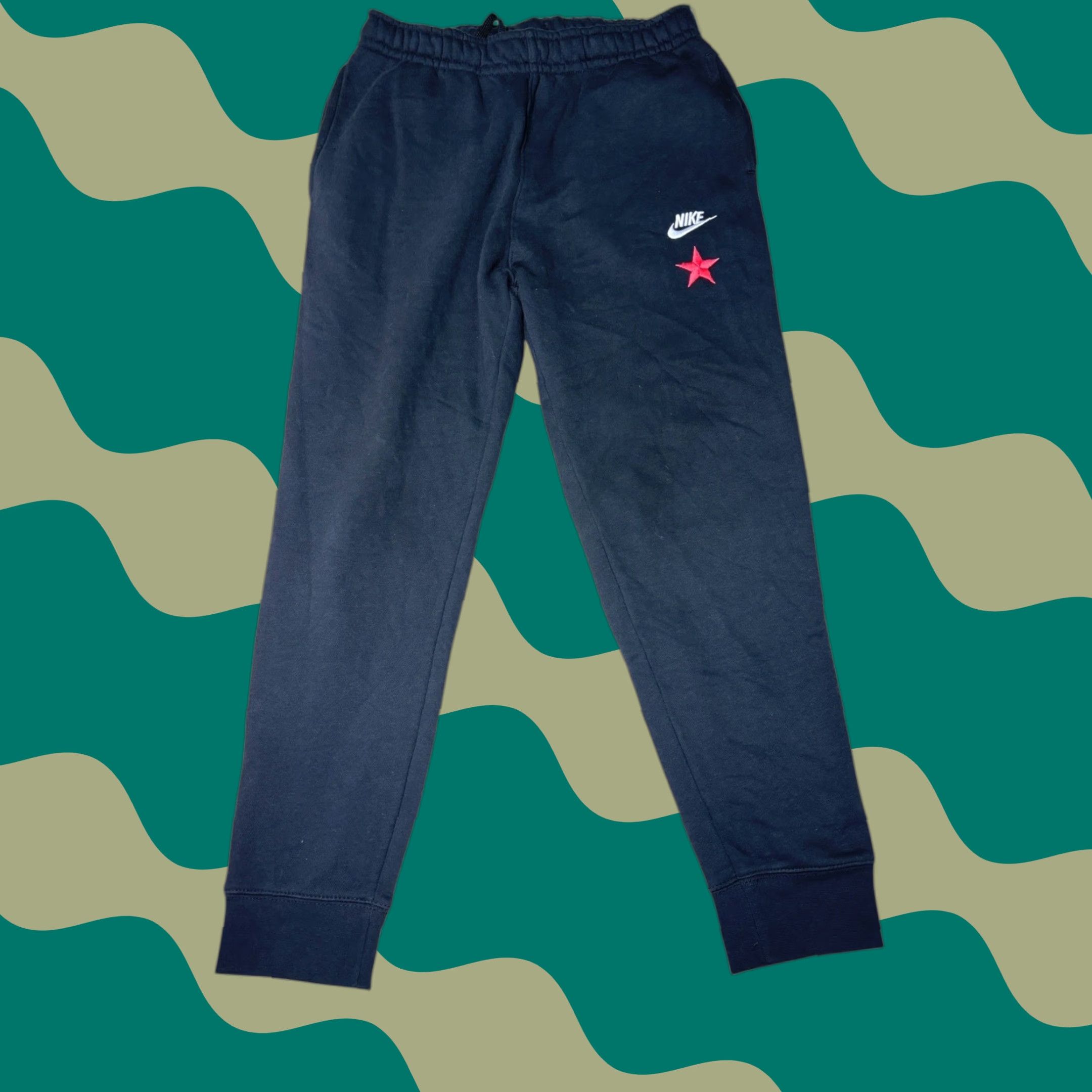 Nike Nike Club Fleece Stories Joggers Pants Black DQ3528-010 Men's M 30x28 Size US 31 - 1 Thumbnail