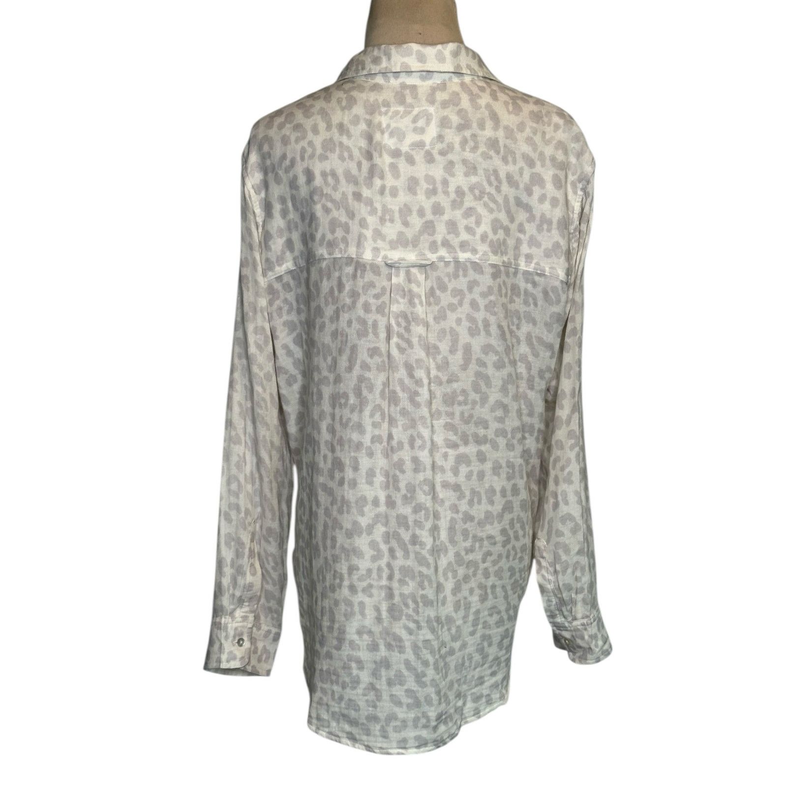Rails Rails Ellis Grey Jaguar Button Front Shirt Tunic size Small Size S / US 4 / IT 40 - 2 Thumbnail
