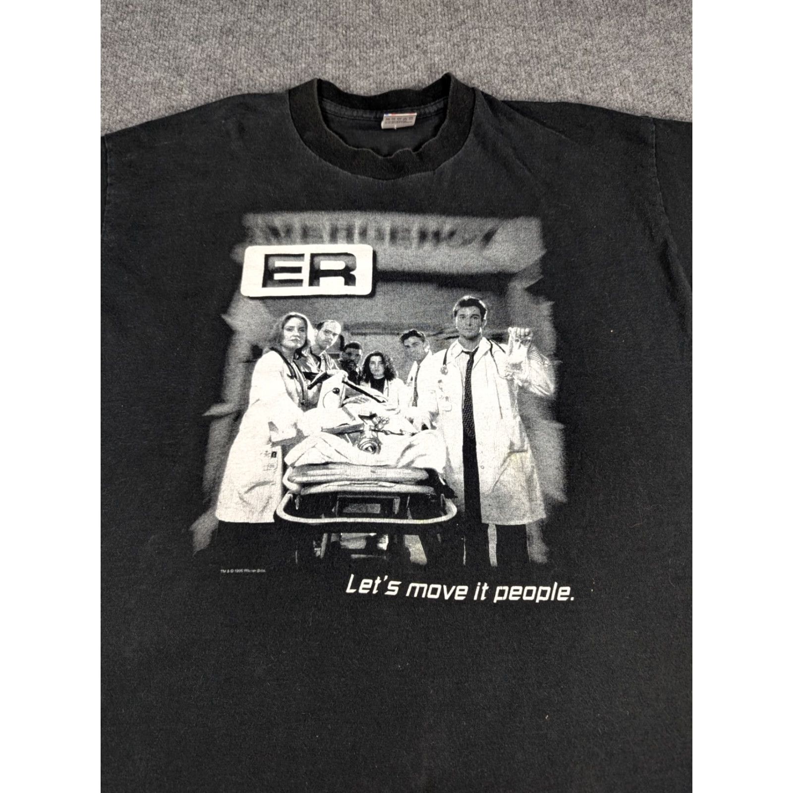Fruit Of The Loom VINTAGE T-Shirt 90s ER Hospital TV Show Let’s Move it People XL Black Cotton Fruit of the Loom Unisex Adults 1996 Warner Bros Size US XL / EU 56 / 4 - 2 Thumbnail