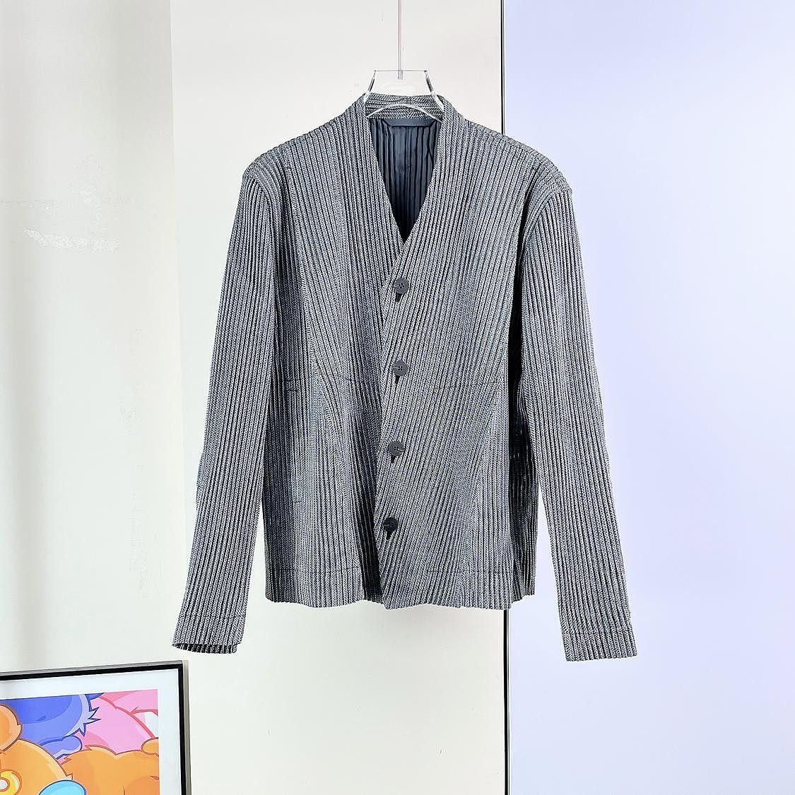 Issey Miyake Homme Plissé Issey Miyake Pleated Jacket Size M Size US M / EU 48-50 / 2 - 1 Thumbnail