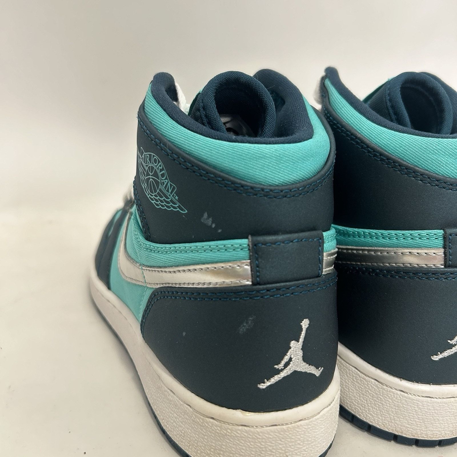 Nike Nike Air Jordan 1 Retro High GG “Hyper Jade” Size US 7.5 / IT 37.5 - 8 Thumbnail
