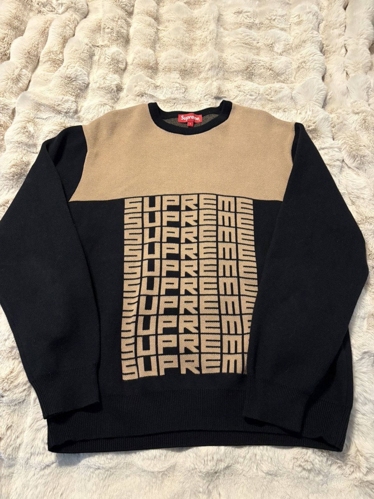 Supreme Supreme Repeat Logo Knit Sweater - FW17 Size US L / EU 52-54 / 3 - 1 Thumbnail