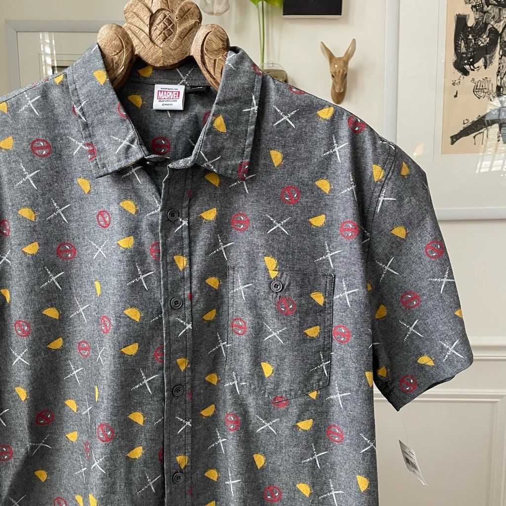 Marvel Comics NWT Hot Topic Marvel Deadpool Taco Party Woven Short Sleeve Size US XL / EU 56 / 4 - 2 Thumbnail