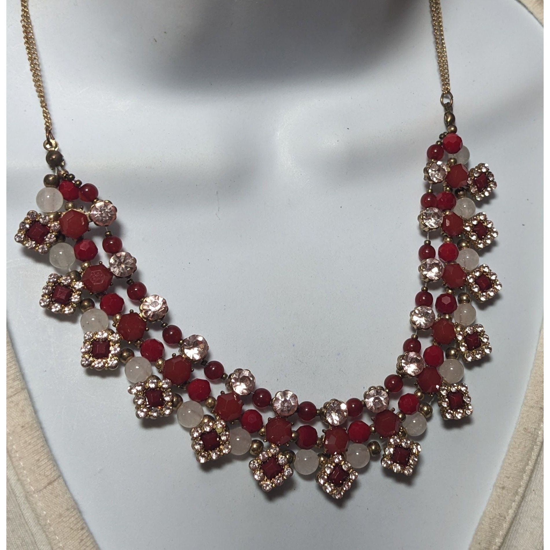 Other Elegant Glam Red And silver Rhinestone Statement Necklace Size ONE SIZE - 6 Thumbnail