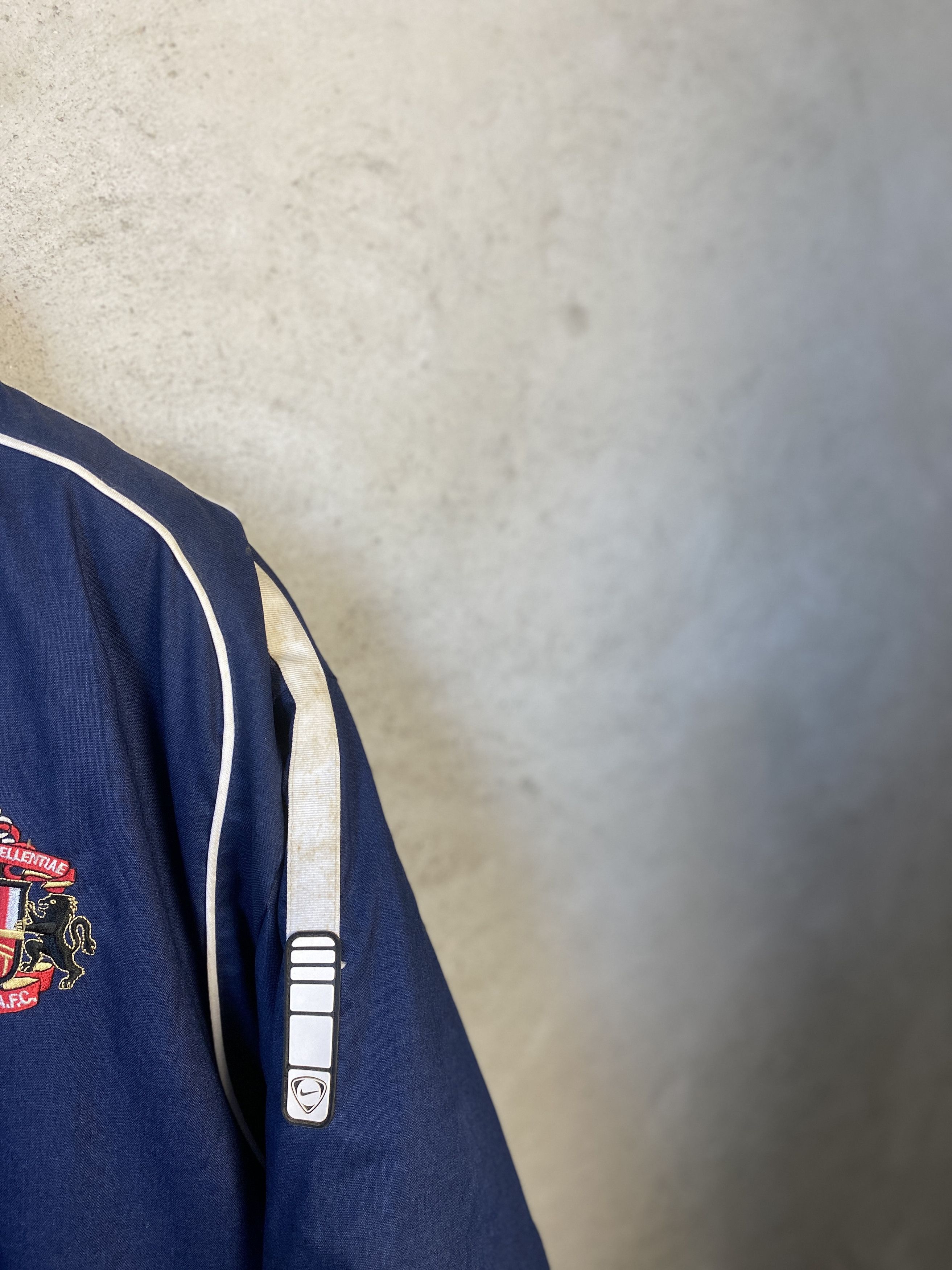 Nike Nike Sunderland jacket vintage soccer sport y2k Size US L / EU 52-54 / 3 - 2 Thumbnail