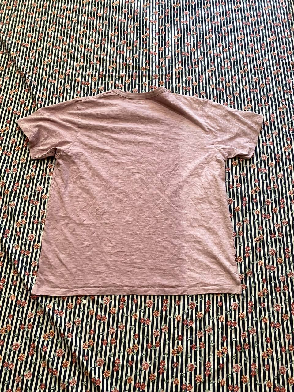 Uniqlo Streetwear T-Shirt Uniqlo big print Y2K Vintage Size US XL / EU 56 / 4 - 12 Thumbnail