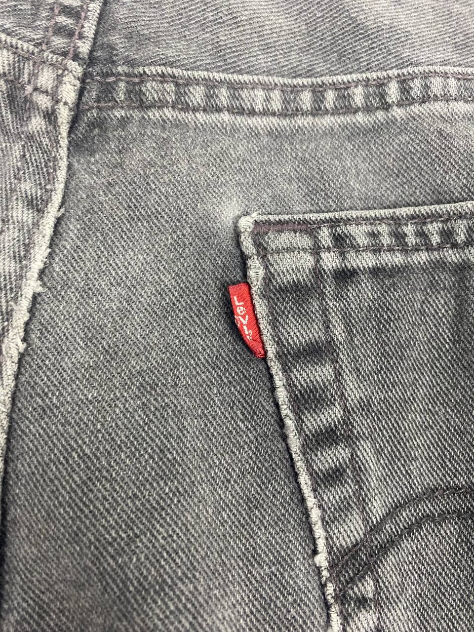 Levi's vintage levis 550 faded black distressed denim Size US 40 / EU 56 - 6 Thumbnail