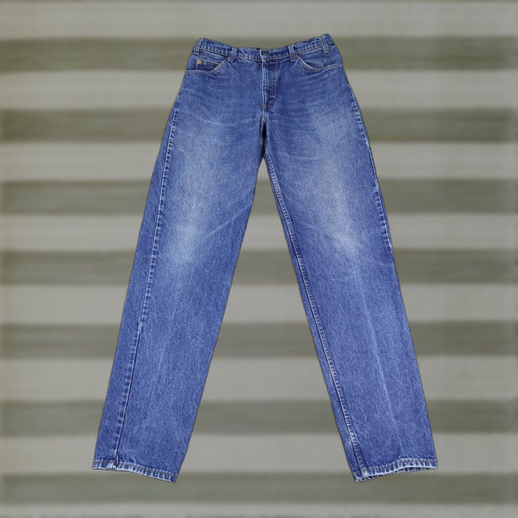 VINTAGE Levi's Jeans Mens 33x36 Blue Denim Orange Tab 550 Relaxed Made in USA 90s