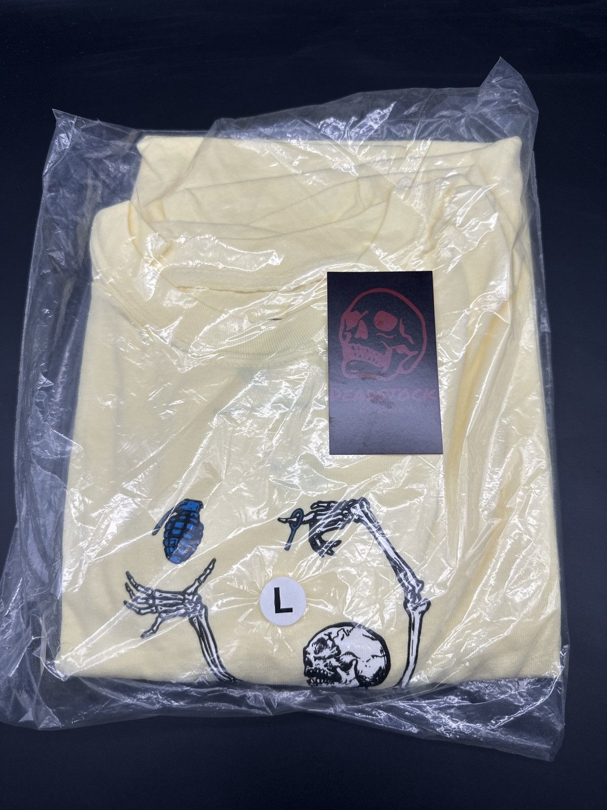 Vintage Familia Skeleton Tee Size US L / EU 52-54 / 3 - 1 Thumbnail