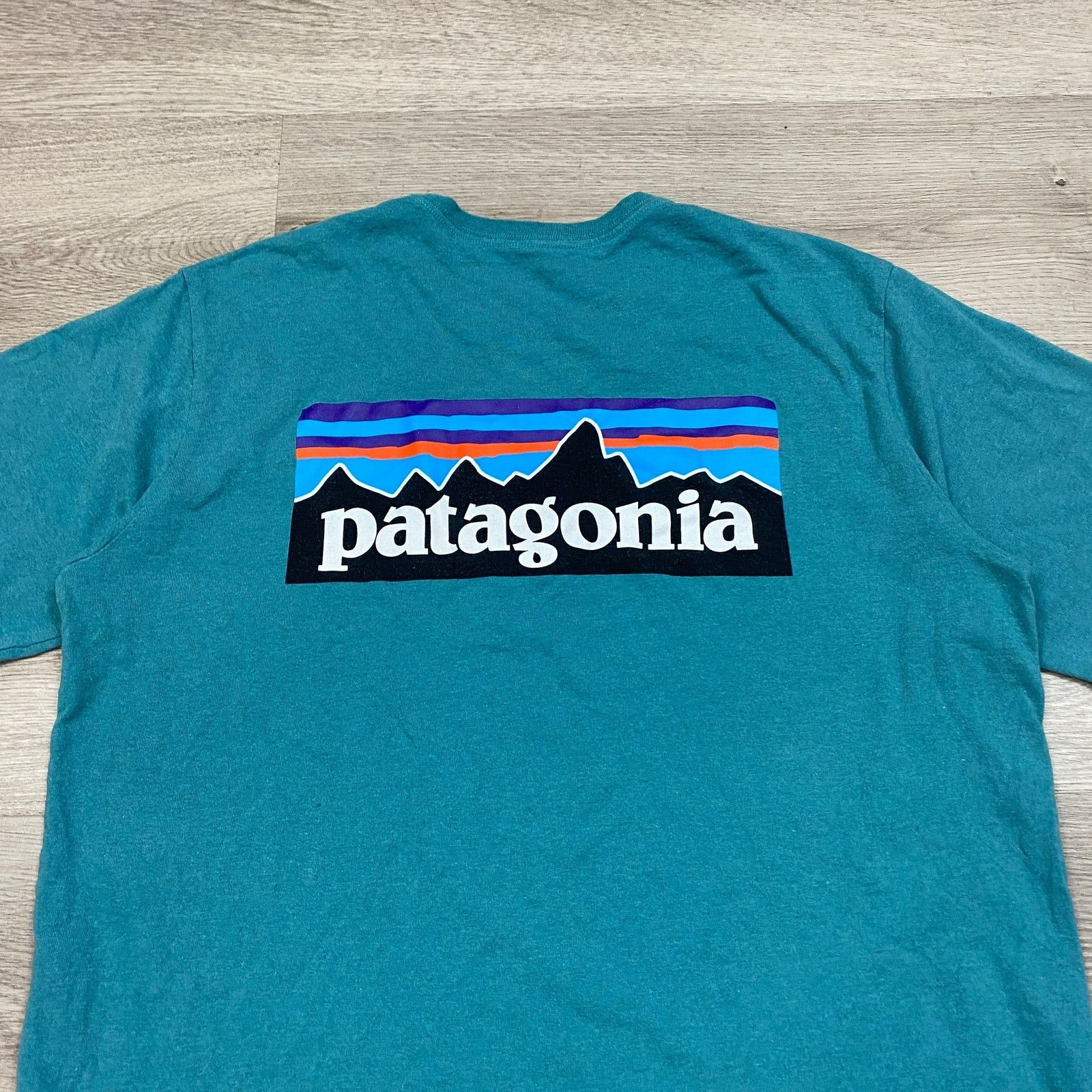 Patagonia Patagonia P-6 Logo Regular Fit Responsibili-tee Shirt Mens M Size US M / EU 48-50 / 2 - 3 Thumbnail