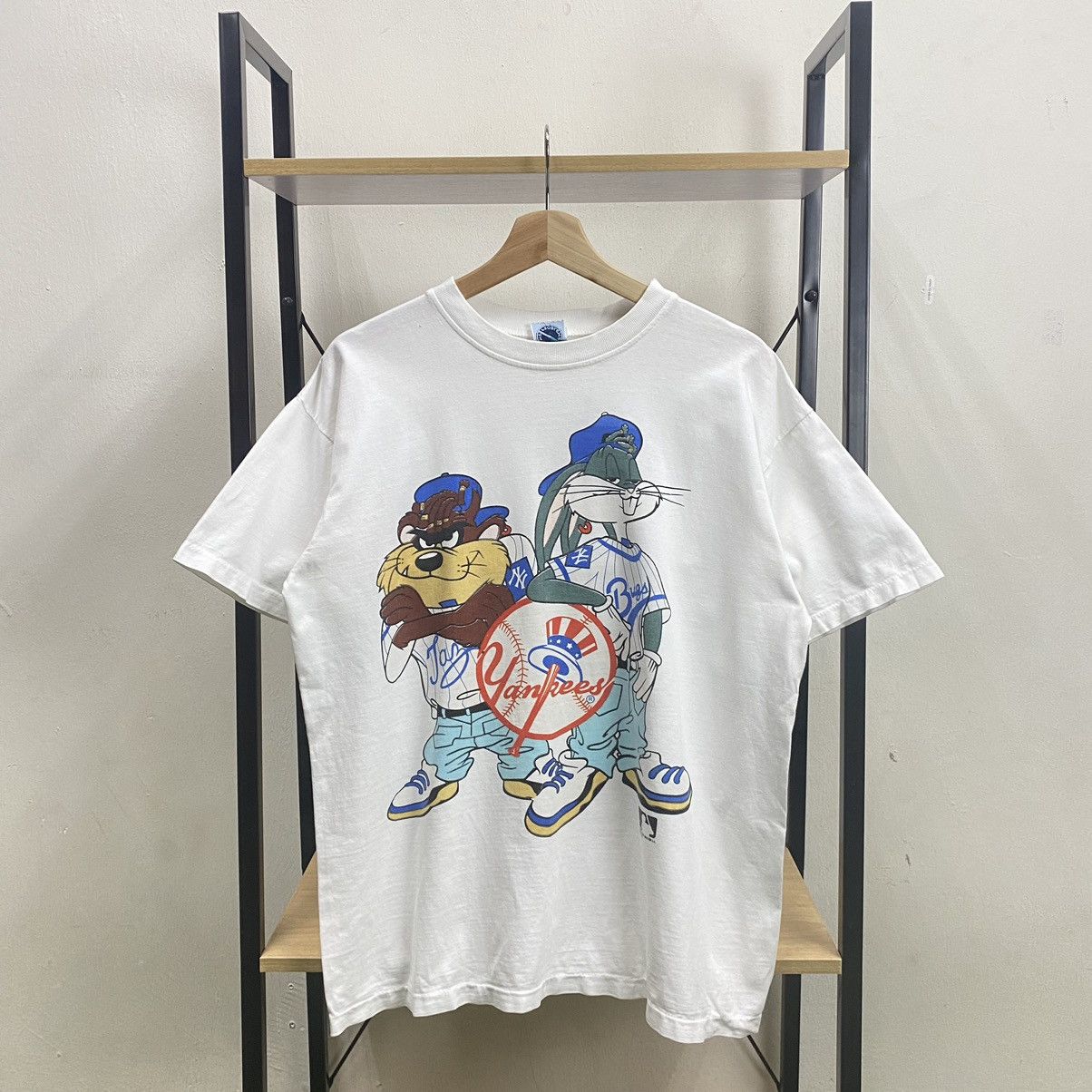 Cartoon Network × Vintage × Warner Bros Vintage Tazmania Warner bros x MLB Yankees Tshirt 1993 Size US M / EU 48-50 / 2 - 1 Thumbnail