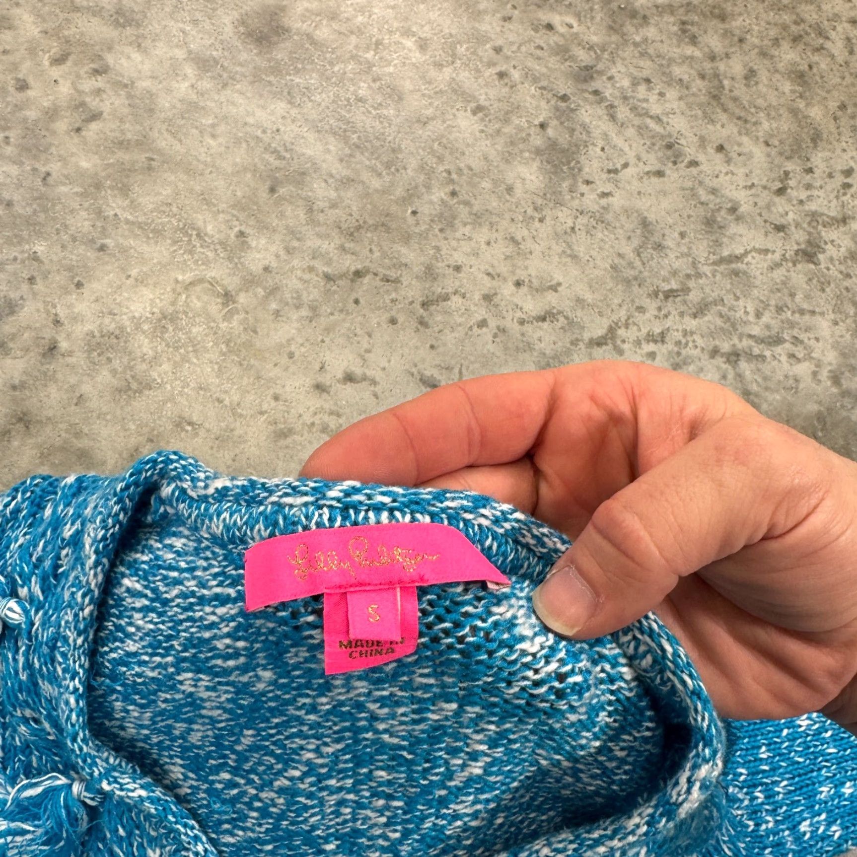 Lilly Pulitzer VINTAGE Lilly Pulitzer Sweater Womens Small blue V-Neck tasseled Preppy Knit Size S / US 4 / IT 40 - 2 Thumbnail