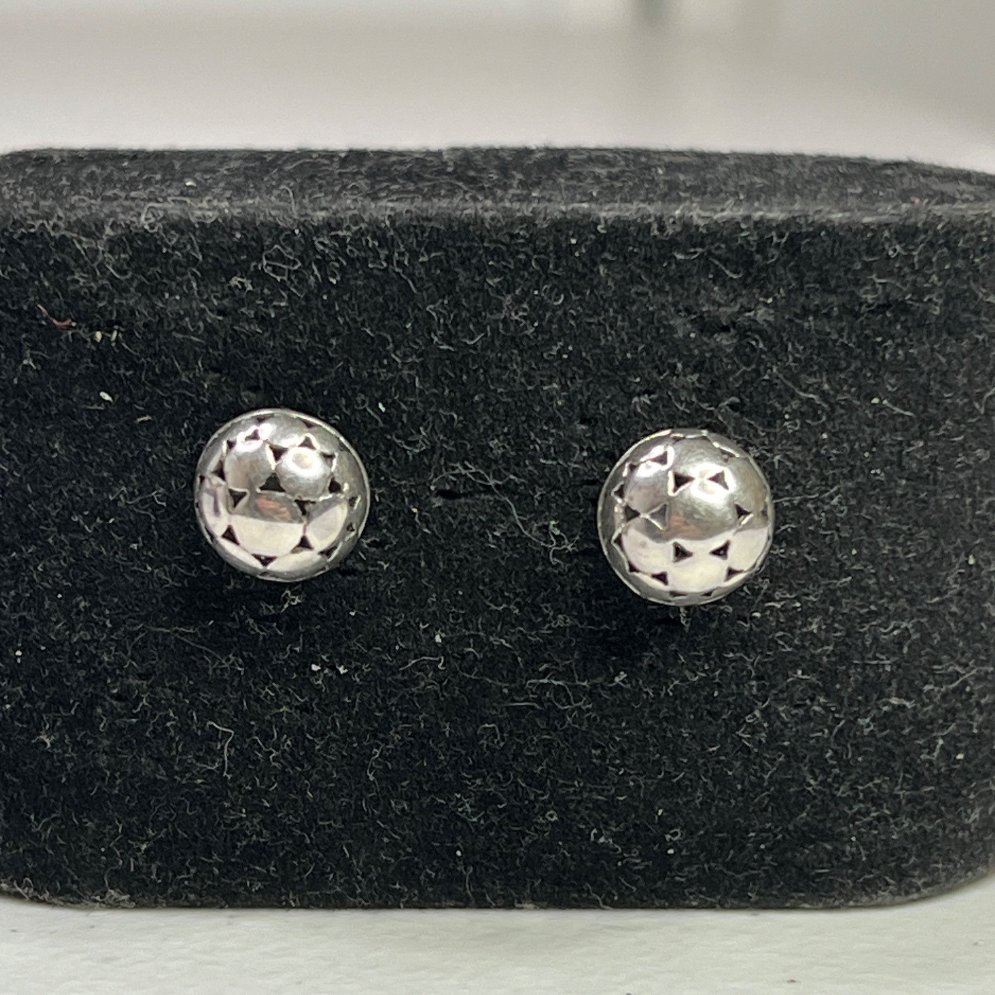 Designer Sterling Silver Faceted Round Stud Earrings Size ONE SIZE - 6 Thumbnail
