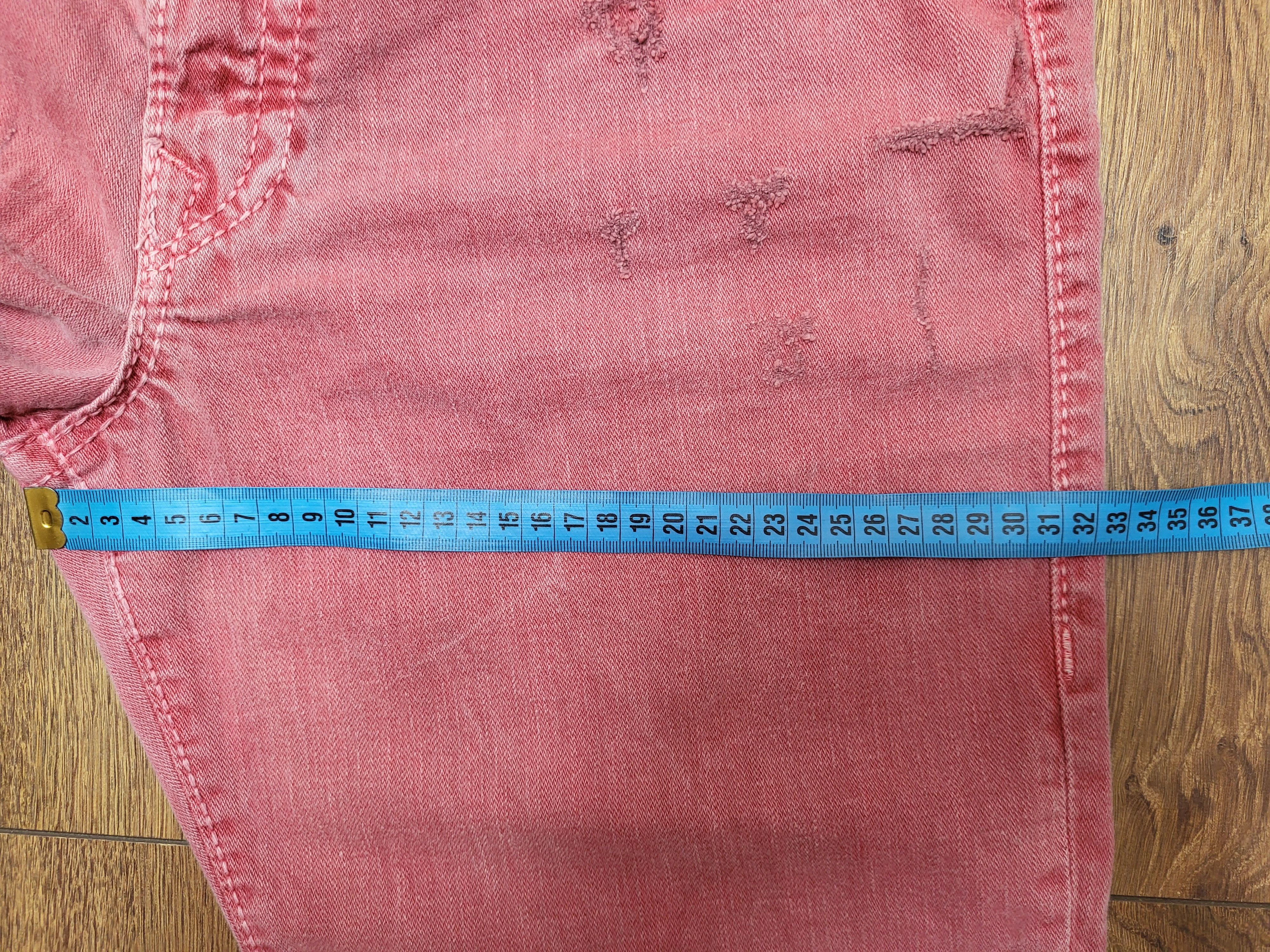 True Religion True Religion Geno cut-off distreesed denim shorts W34 Size US 34 / EU 50 - 16 Thumbnail