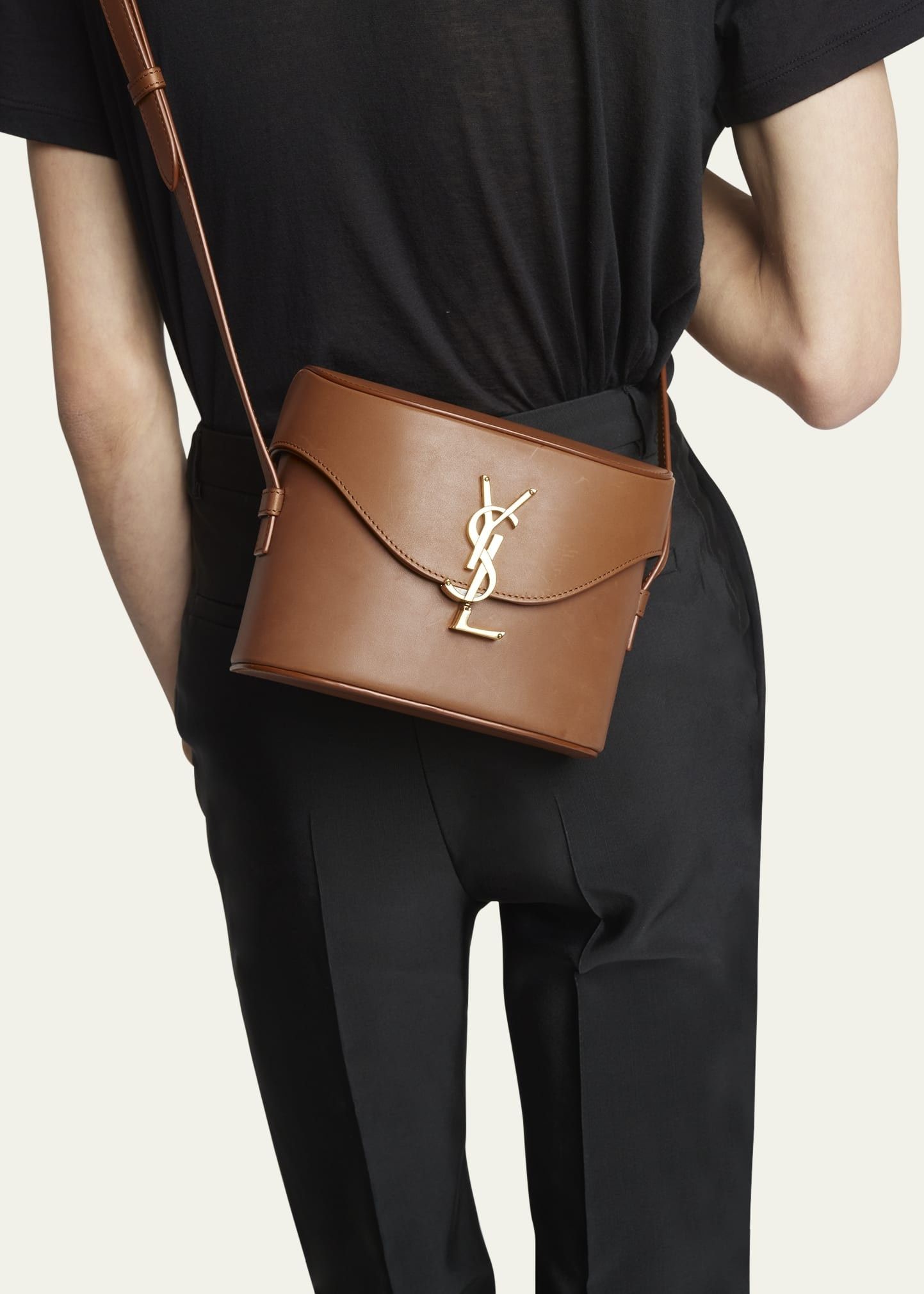 Saint Laurent Paris o1b1hav110425 Dup Size: OS / June Box Leather Crossbody Bag Size ONE SIZE - 2 Thumbnail