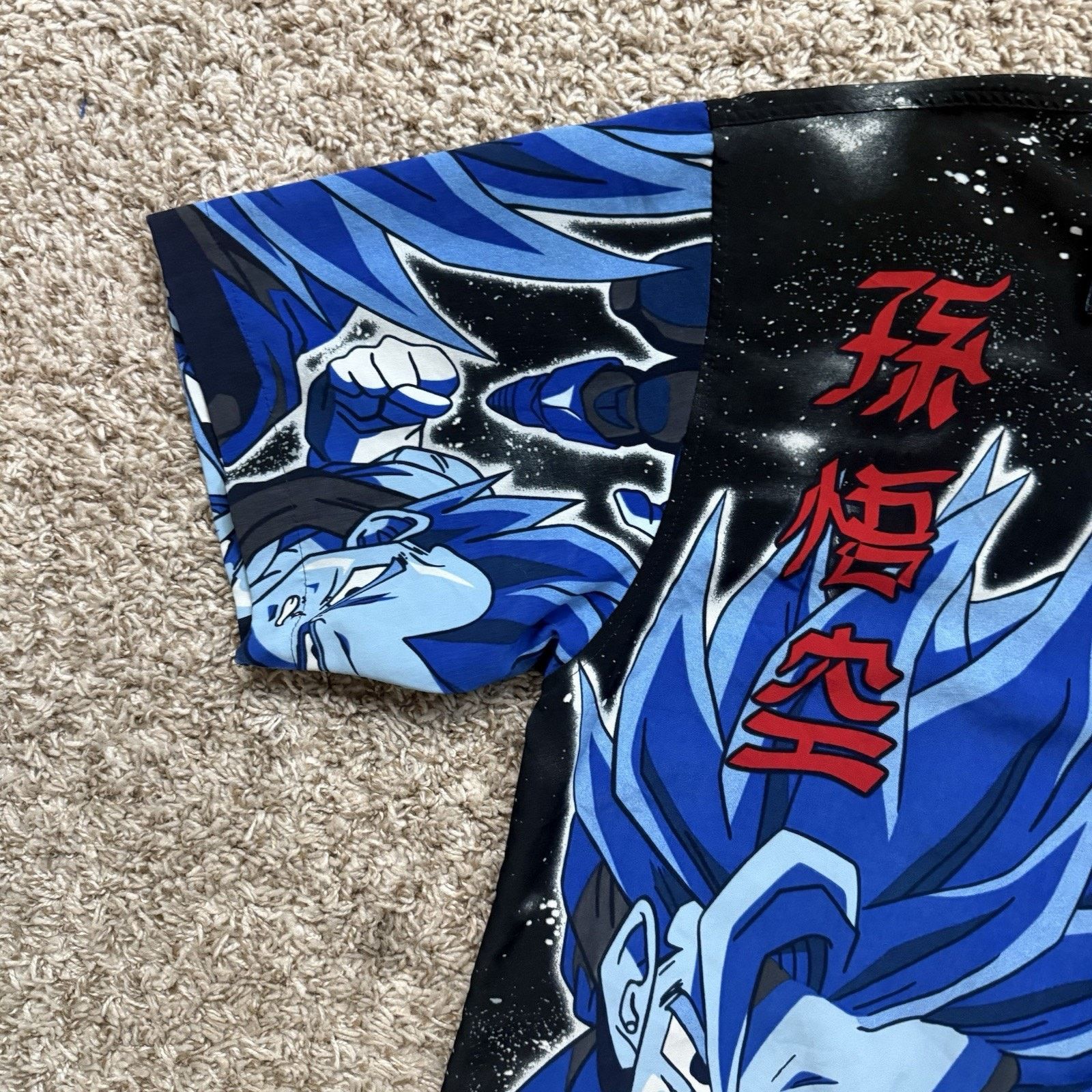 Vintage Vintage 2001 Dragon Ball Z Goku Super Saiyan Button Up Shirt Size US XL / EU 56 / 4 - 4 Thumbnail
