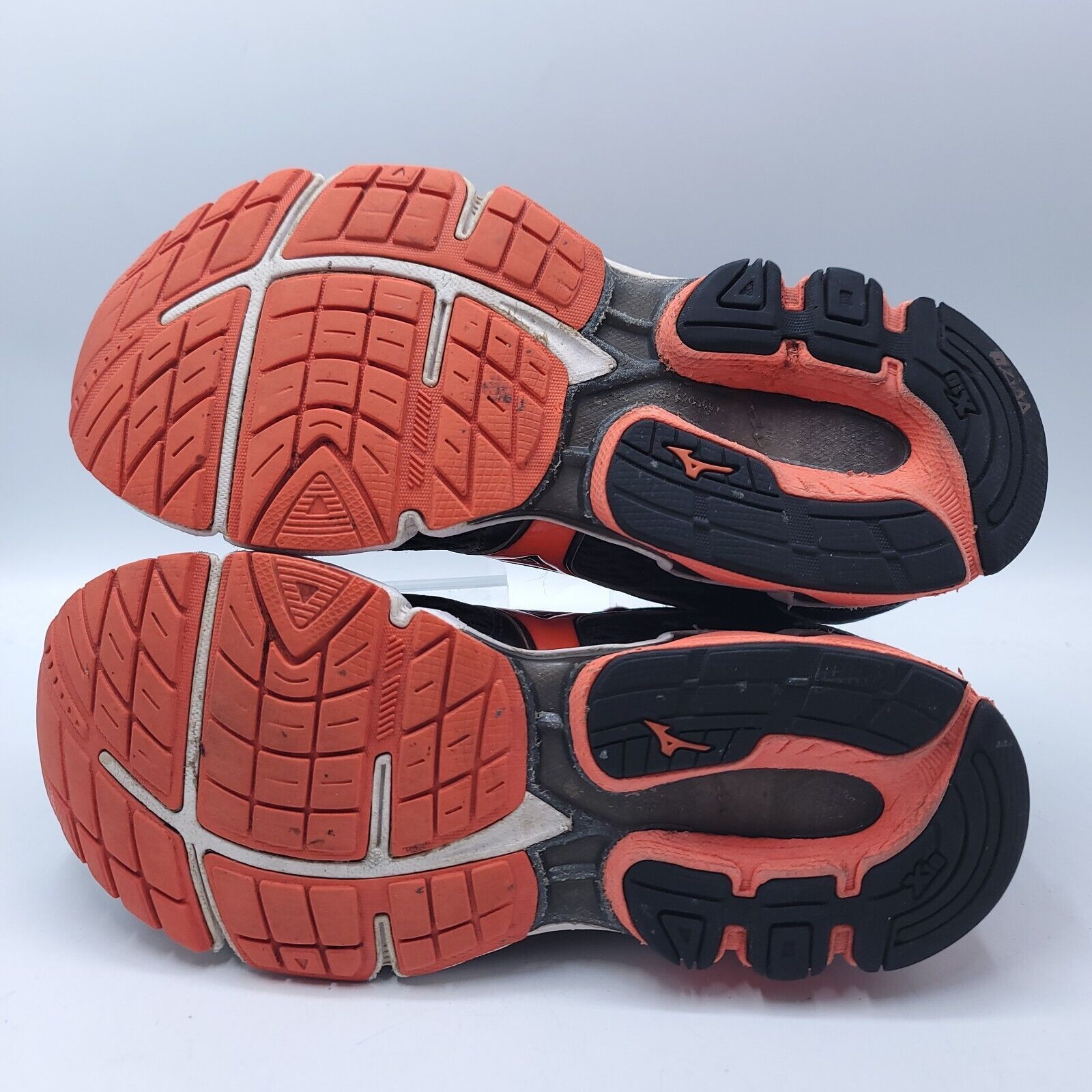 Mizuno Mizuno Wave Inspire 13 Shoe Womens Size 8 J1GD174455 Black Size US 8 / IT 38 - 7 Thumbnail