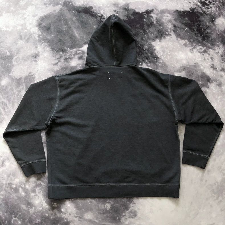 Maison Margiela Maison Margiela Portrait washed hoodie Size US M / EU 48-50 / 2 - 8 Thumbnail