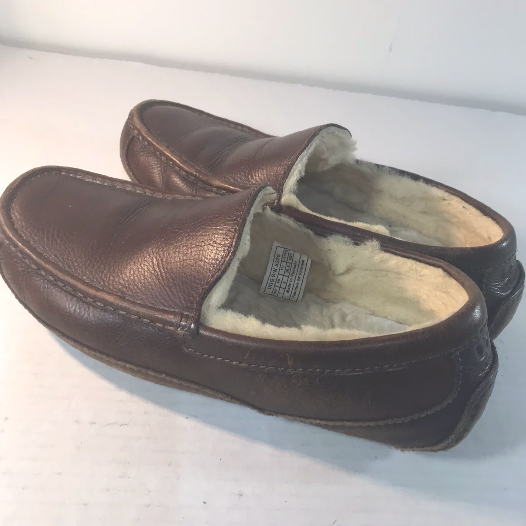 Ugg Ugg Leather Loafers Mens Size 7 Brown Casual Comfort Sheepskin Rubber Sole Vietnam Size US 7 / EU 40 - 5 Thumbnail