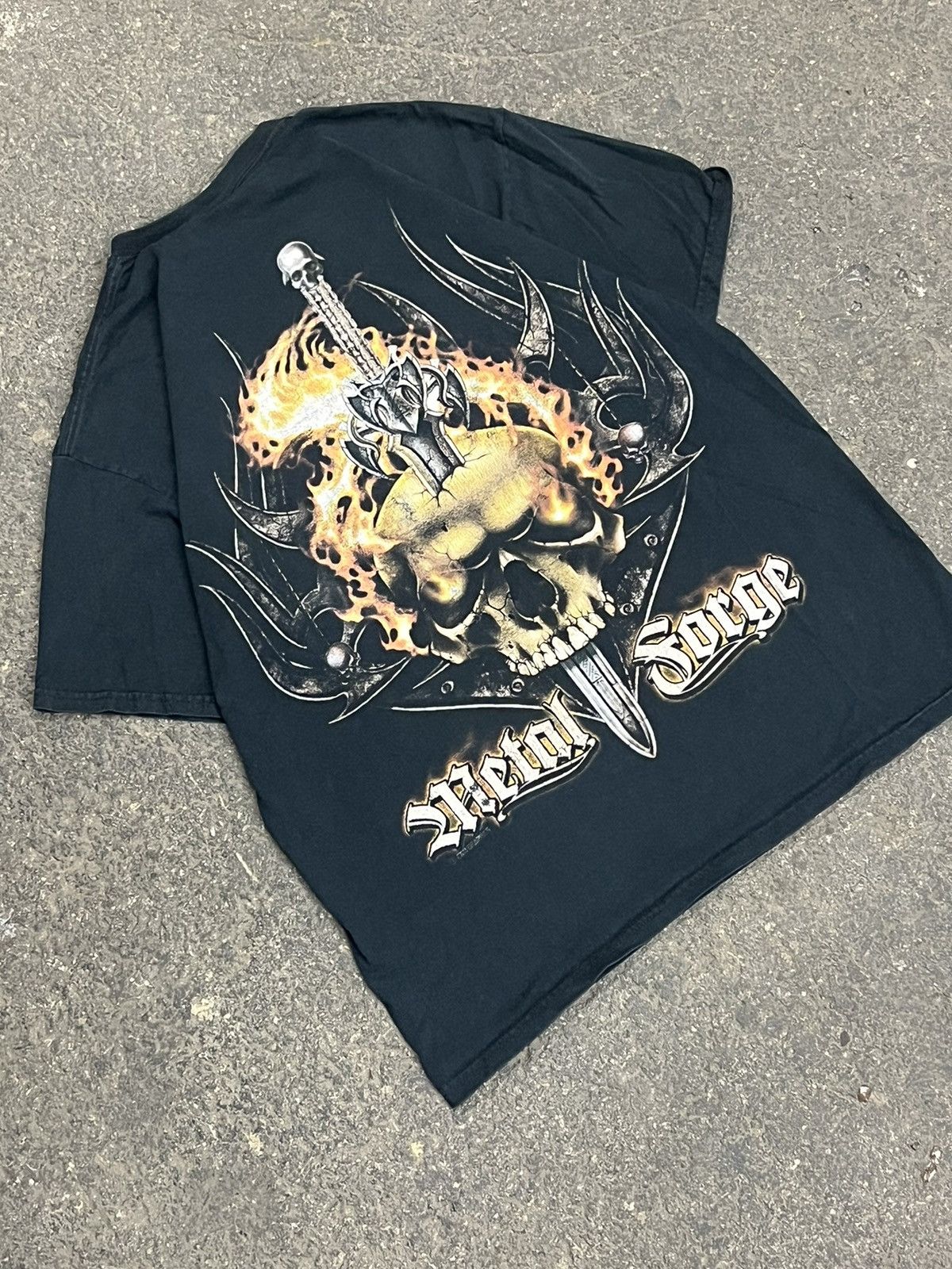 Vintage Vintage band tee grunge skater y2k affliction style rare Size US L / EU 52-54 / 3 - 1 Thumbnail