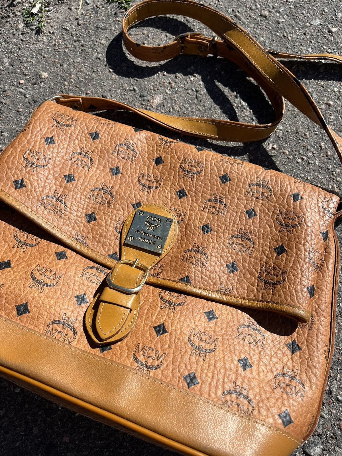 MCM Vintage MCM Monogram Bag Luxury Designer Size ONE SIZE - 2 Thumbnail