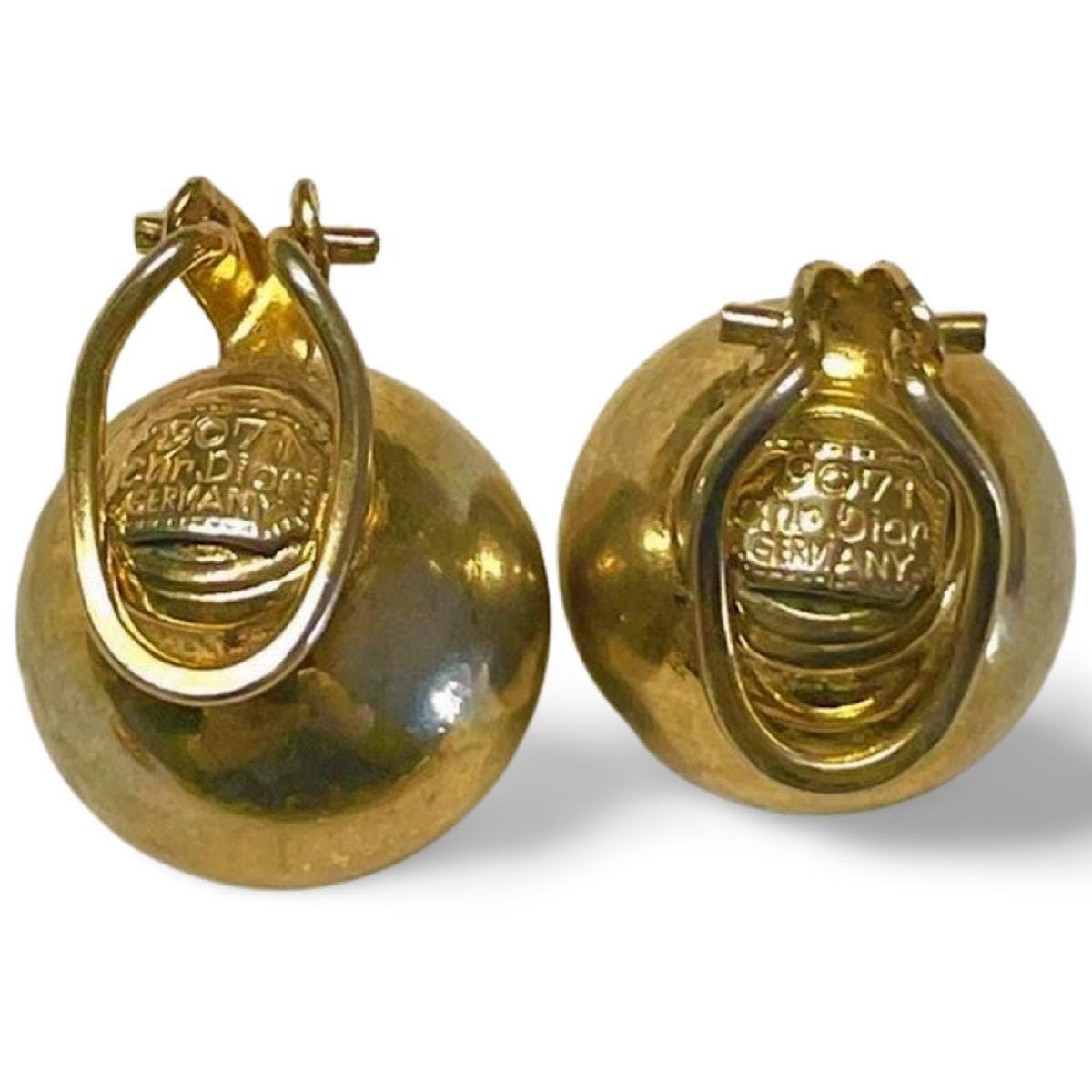 Dior 1970s. Vintage Christian Dior golden ball shape earrings. Size ONE SIZE - 2 Thumbnail