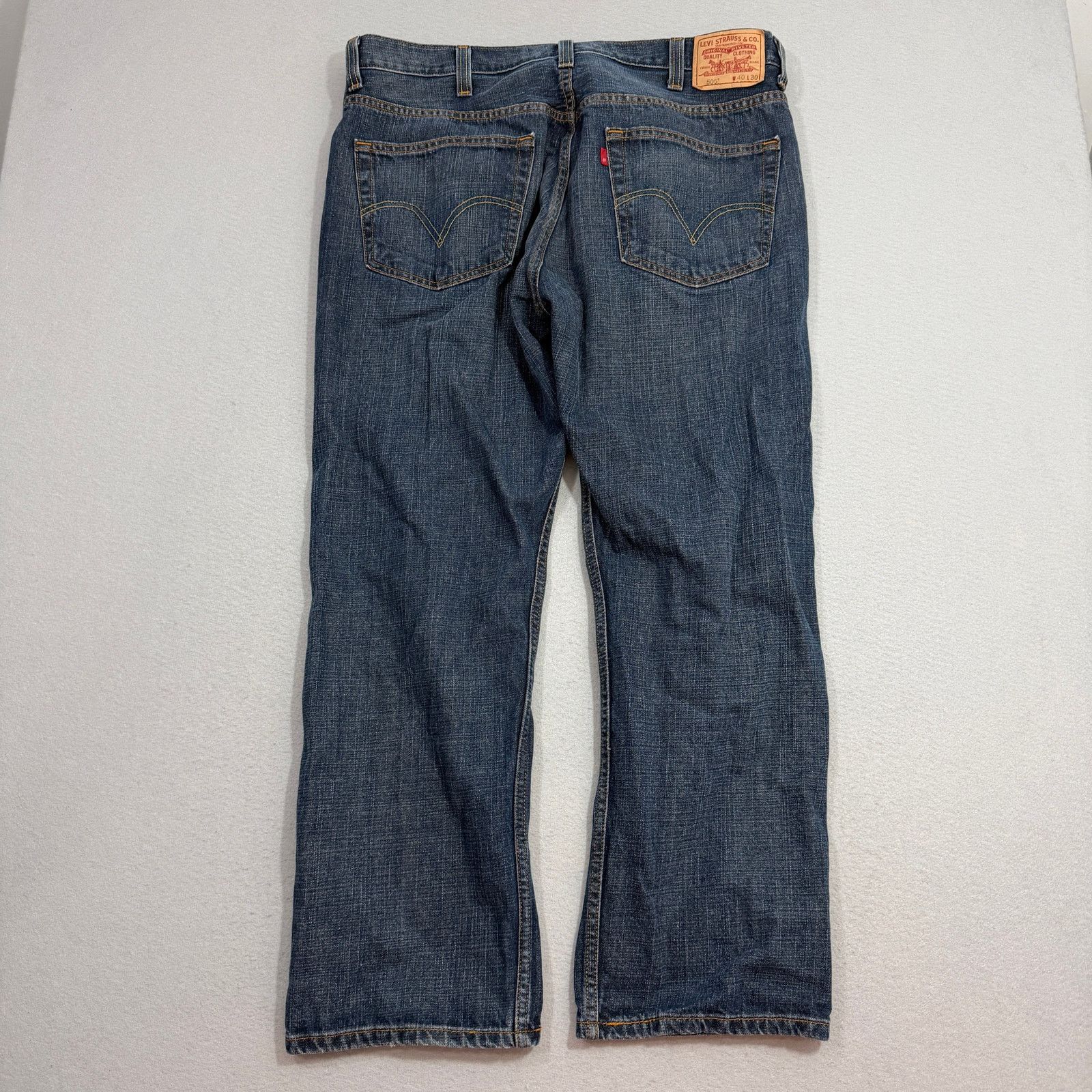 Levi's Vintage Levis 505 Jeans Men's 40x30 Blue Faded Whiskers Size US 40 / EU 56 - 9 Thumbnail