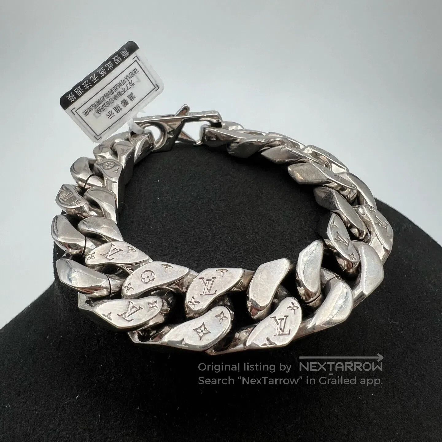 Louis Vuitton Louis Vuitton sizeM Silver Cuban Chain Bracelet Size ONE SIZE - 1 Thumbnail