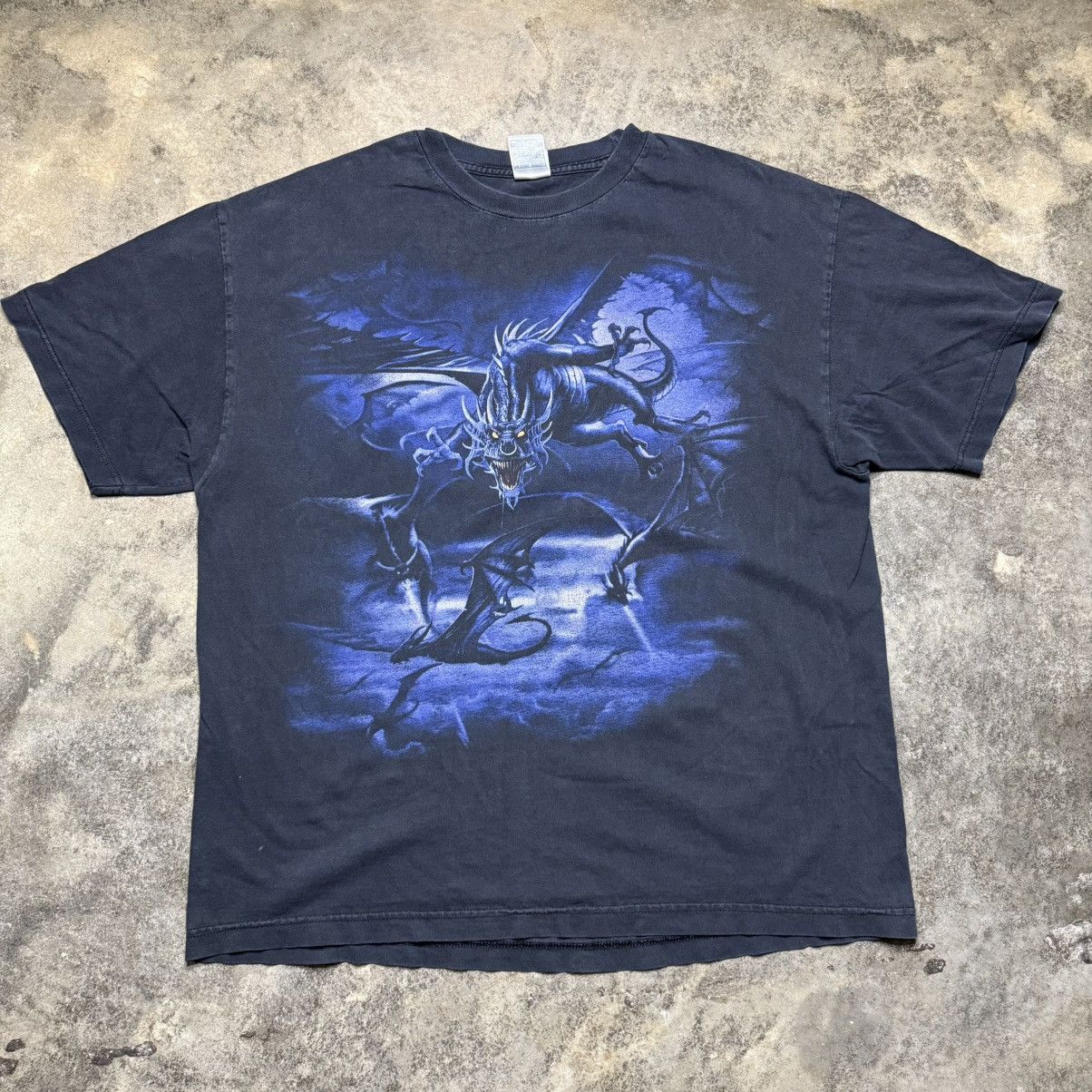 Vintage vintage dragons monsters scary faded black tshirt Size US XL / EU 56 / 4 - 1 Thumbnail