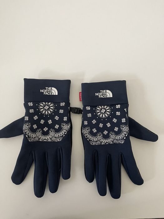 Supreme bandana gloves sale