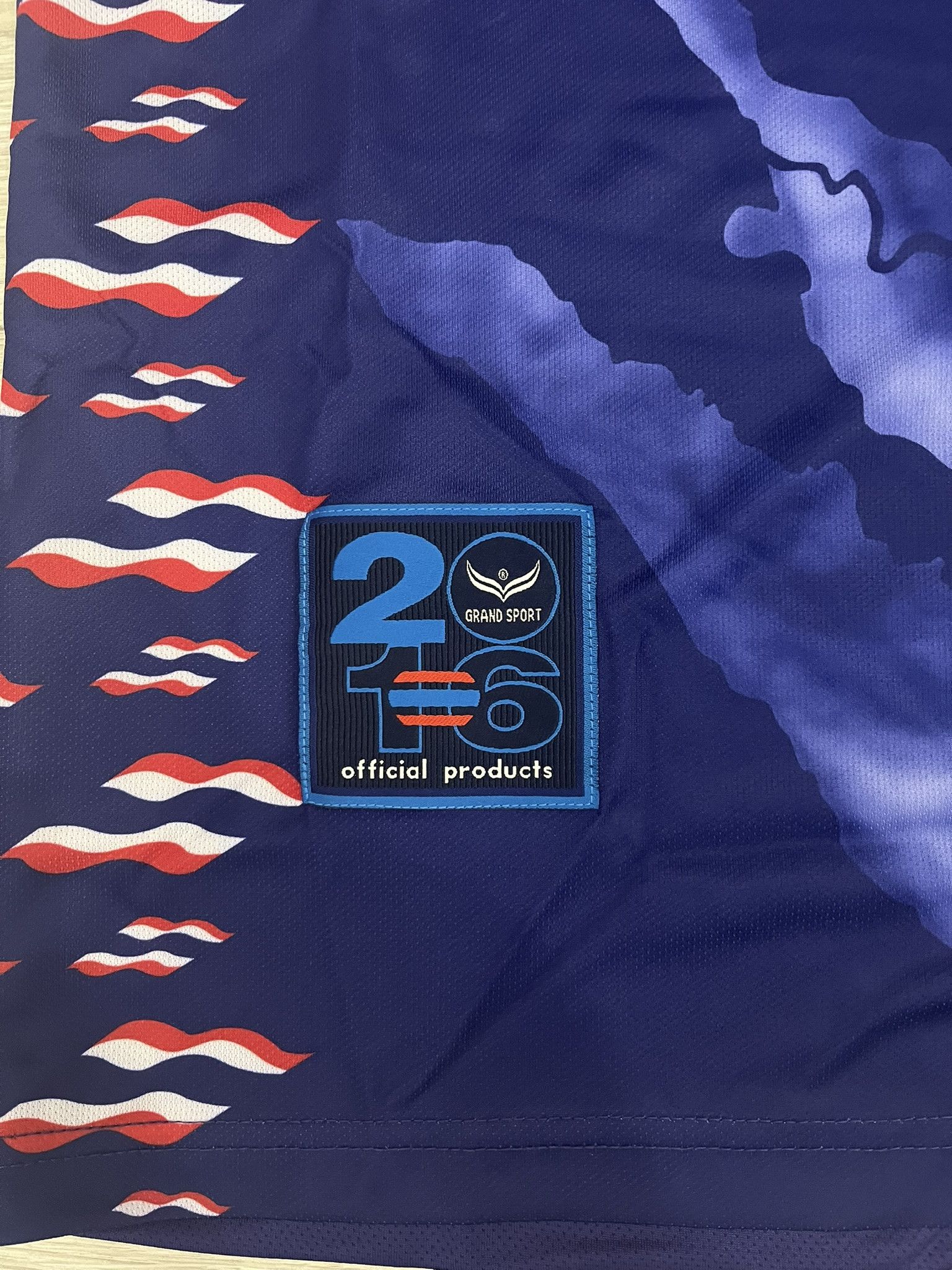 Other Grand Sport 1997-98 Thailand Reissue Home Shirt Size US L / EU 52-54 / 3 - 4 Thumbnail