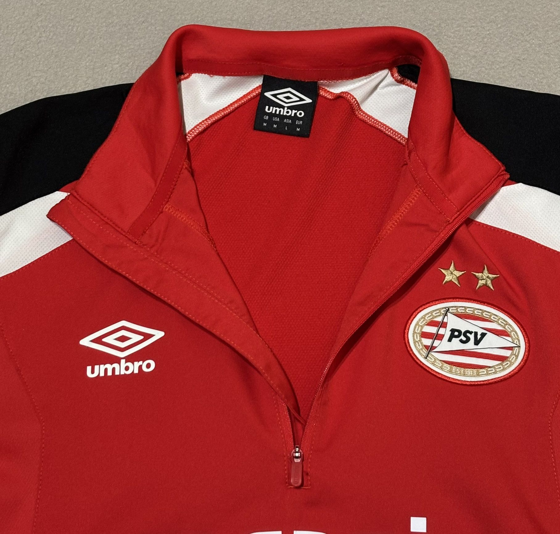 Umbro PSV Eindhoven 2017/2018 Umbro Training sweatshirt Size M Size US M / EU 48-50 / 2 - 14 Thumbnail