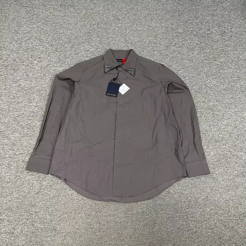 Louis Vuitton Louis Vuitton 23fw Show Long Sleeve Shirt with Metal Patchw Size US XL / EU 56 / 4 - 1 Thumbnail