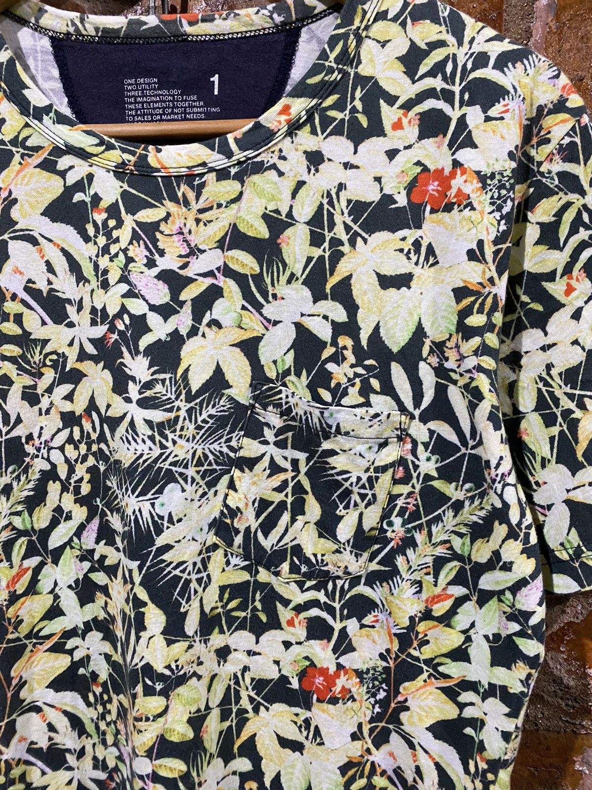Japanese Brand × PHENOMENON × White Mountaineering White Mountaineering floral tee Size US M / EU 48-50 / 2 - 4 Thumbnail
