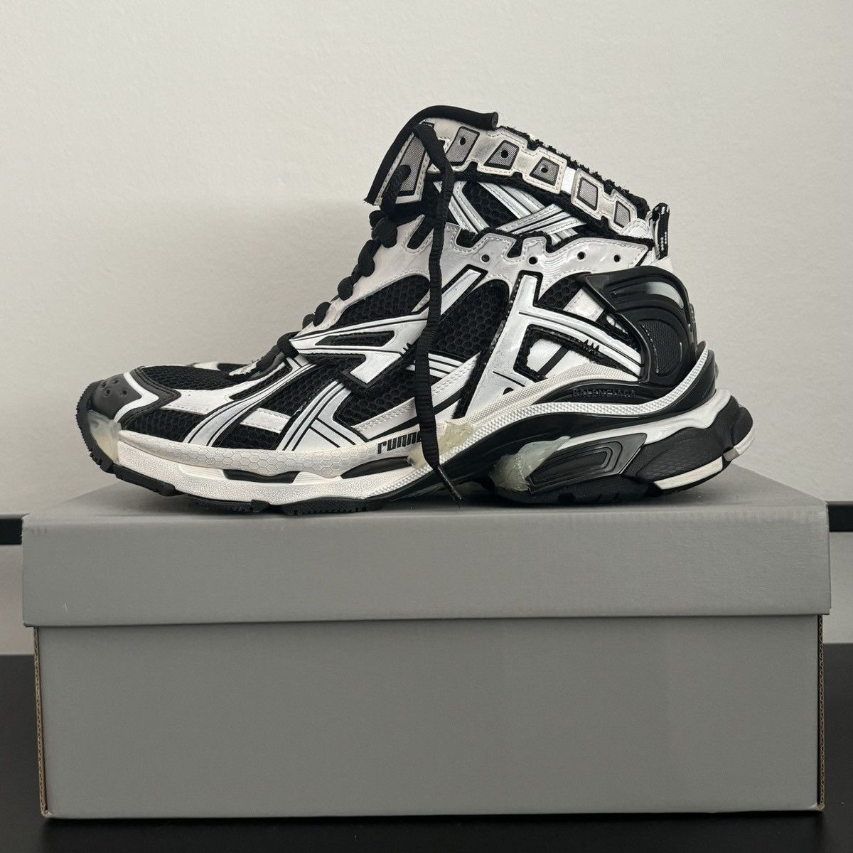 Balenciaga Runner High-Top