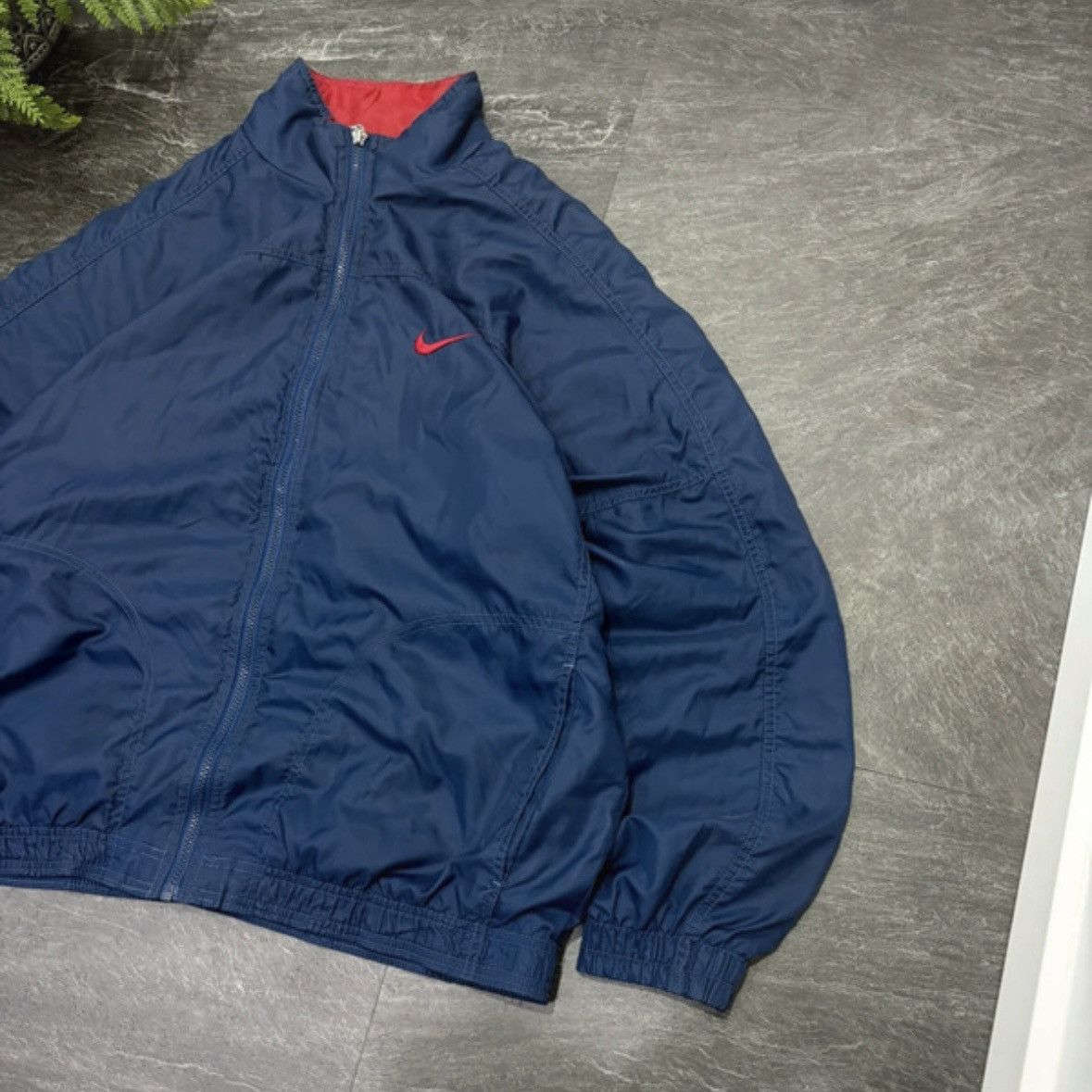 Nike 90s Nike Vintage Big Swoosh Logo Back Oversized Track Jacket Size US M / EU 48-50 / 2 - 6 Thumbnail