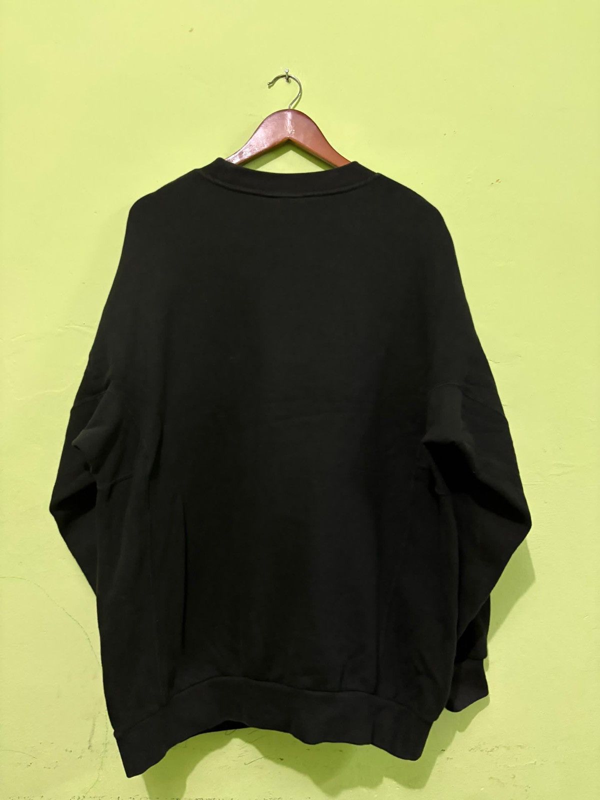 Adidas Vintage Adidas Sweatshirt Embroidered Logo Design Size US M / EU 48-50 / 2 - 5 Thumbnail