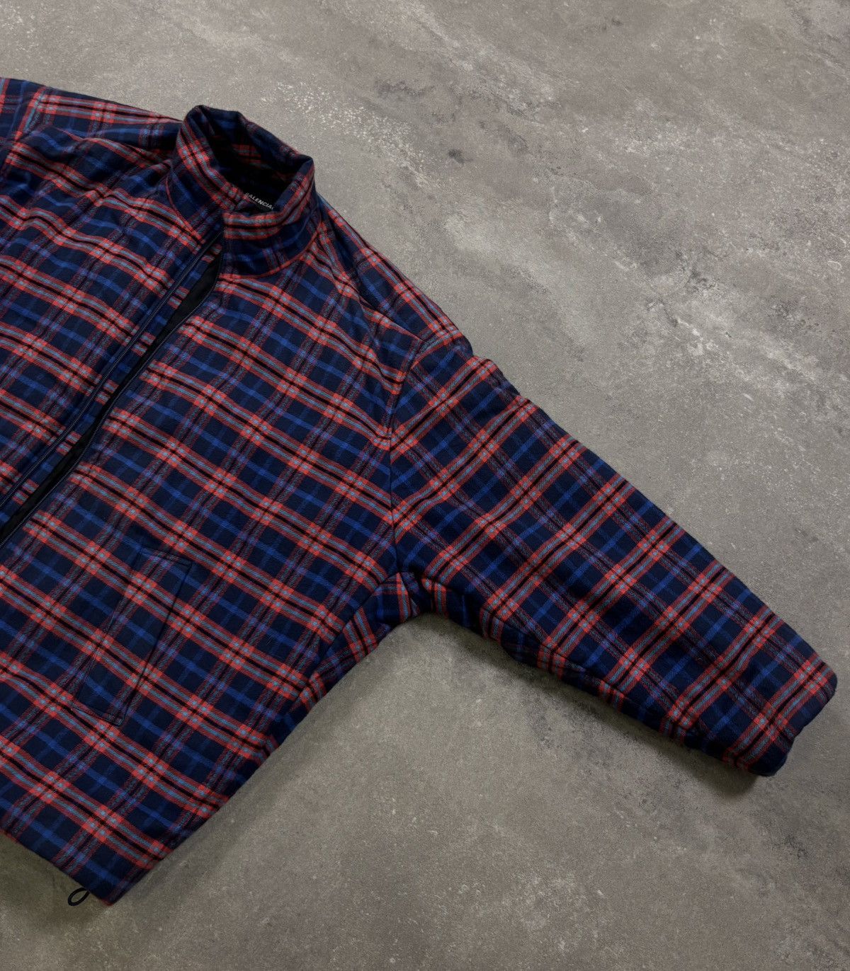 Balenciaga Balenciaga Oversized Cocoon Flannel Padded Jacket Size US M / EU 48-50 / 2 - 2 Thumbnail