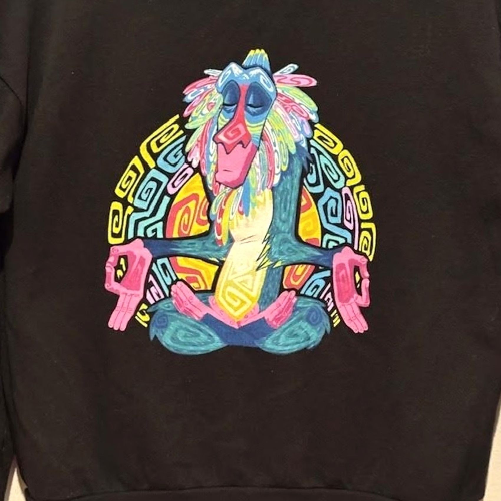 Disney VINTAGE Disney Lion King Rafiki Meditation Sweatshirt Black Graphic Crewneck Pullover XS Womens Size XS / US 0-2 / IT 36-38 - 3 Thumbnail