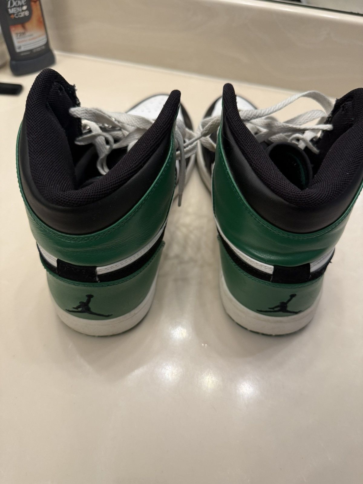 Nike Air Jordan Retro 1 Defining Moments (DMP) Celtics Size US 9.5 / EU 42-43 - 5 Thumbnail