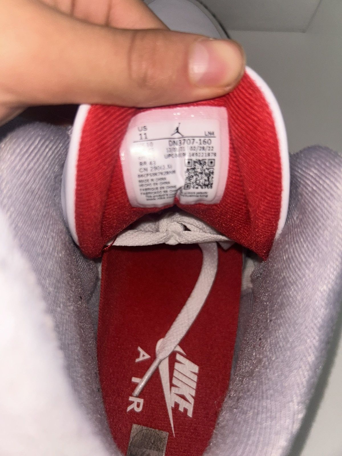 Jordan Brand Jordan 3 fire red size 11 Size US 11 / EU 44 - 6 Thumbnail